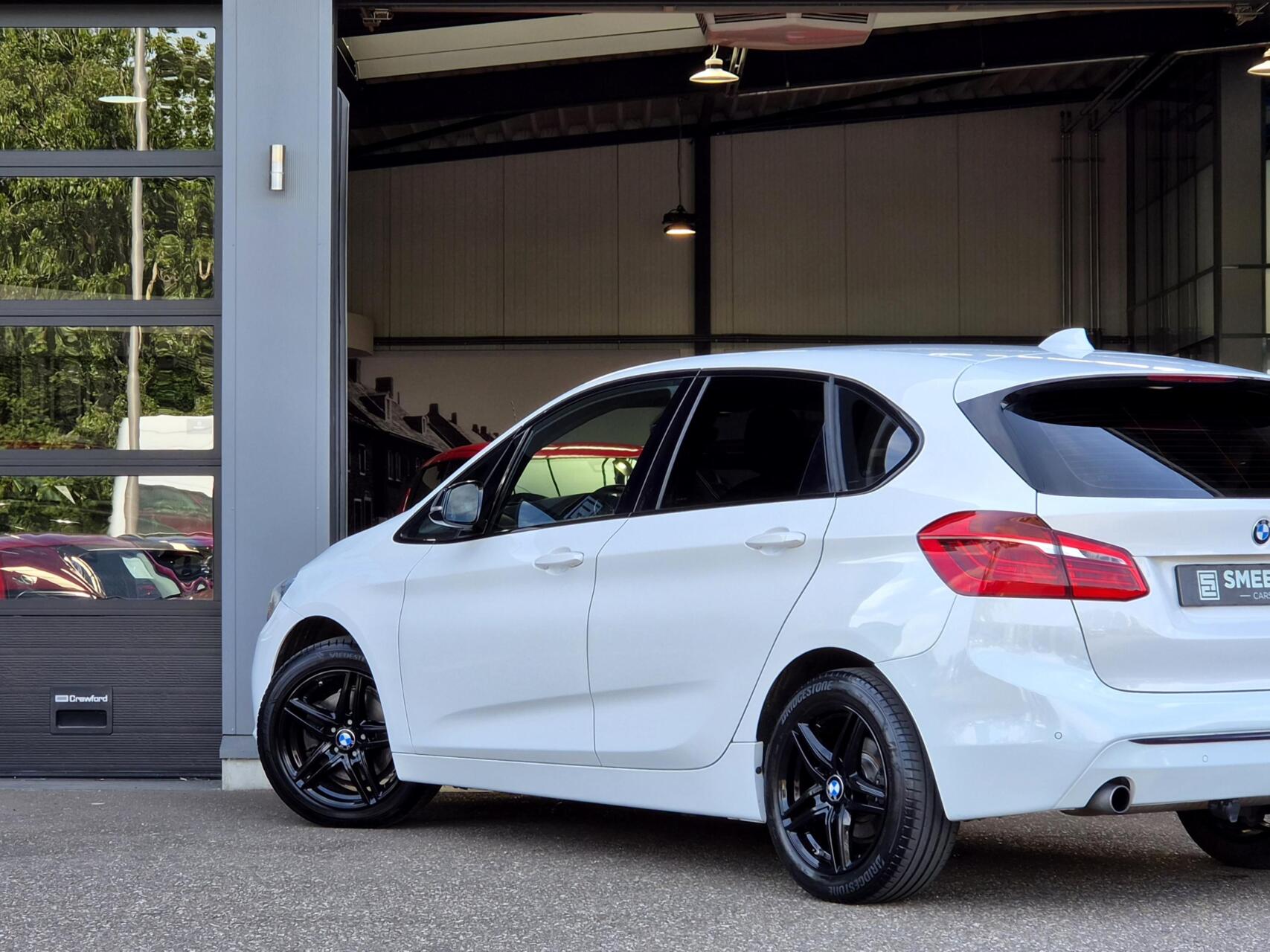Foto van BMW 220i Active Tourer