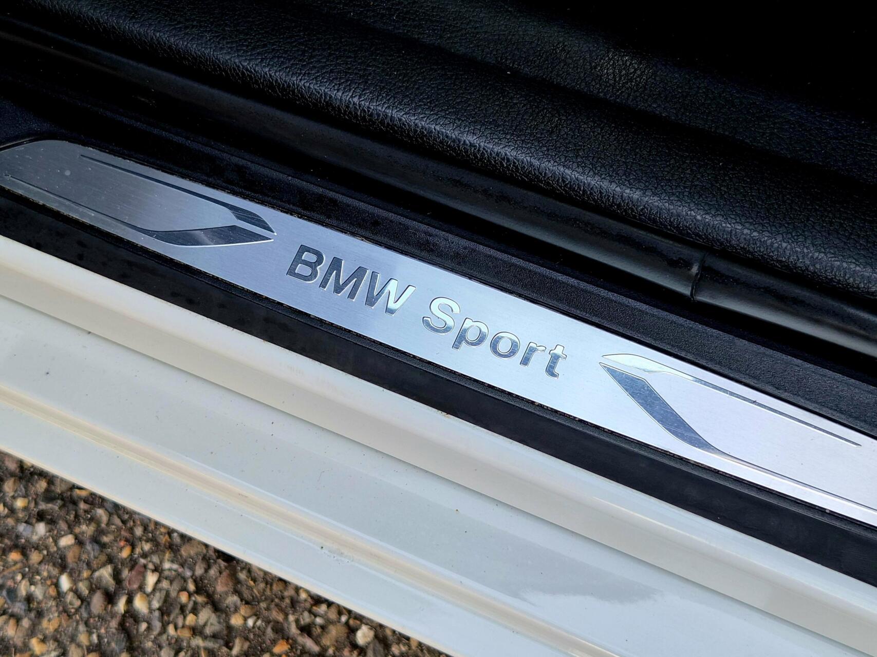 Foto van BMW 220i Active Tourer