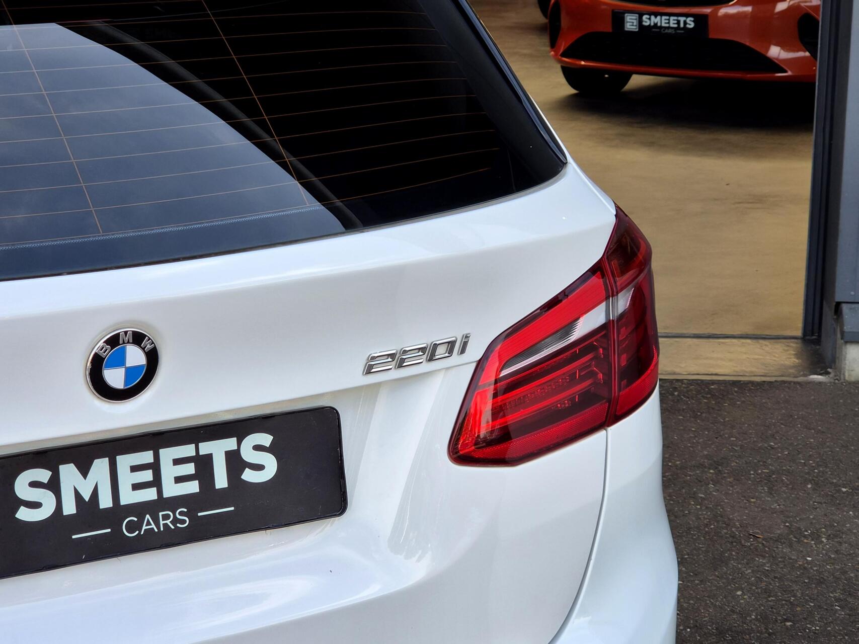 Foto van BMW 220i Active Tourer