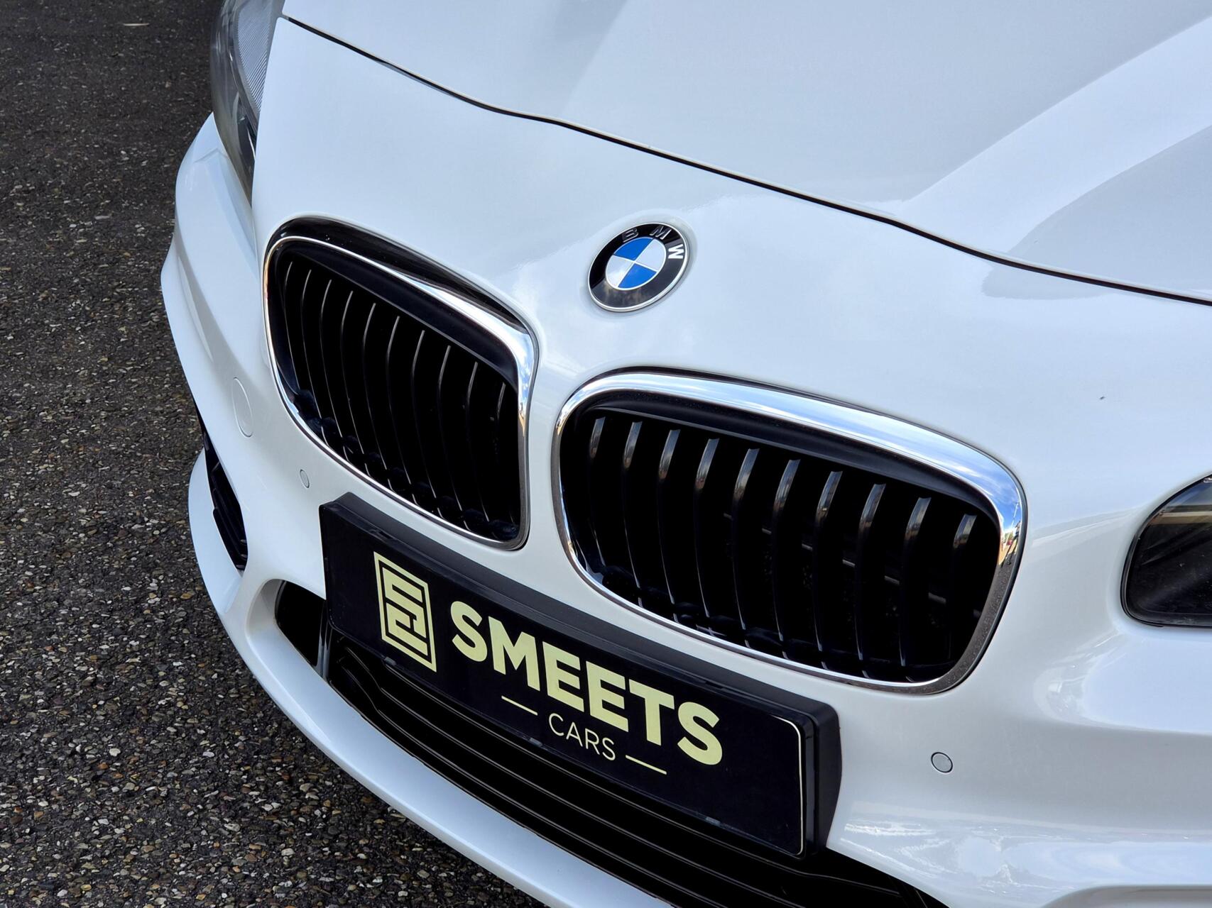 Foto van BMW 220i Active Tourer