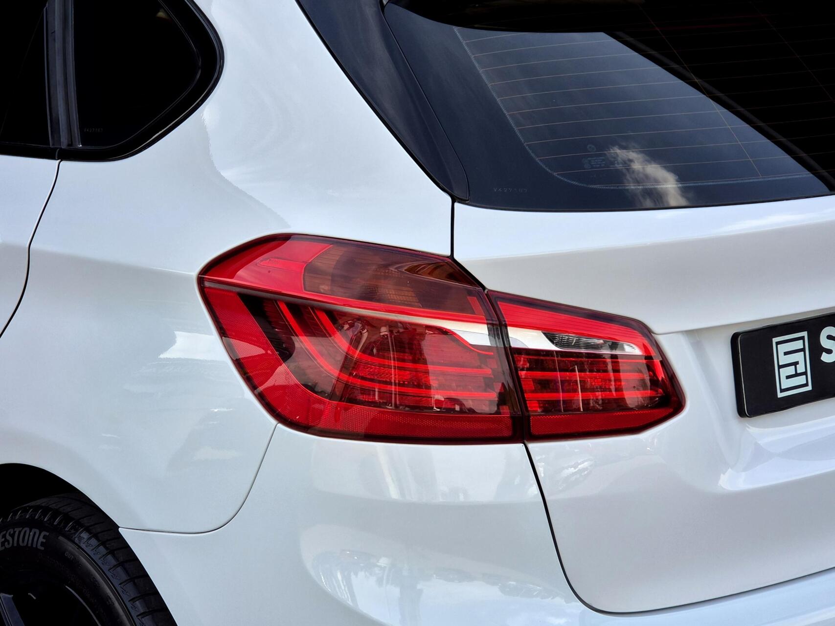 Foto van BMW 220i Active Tourer