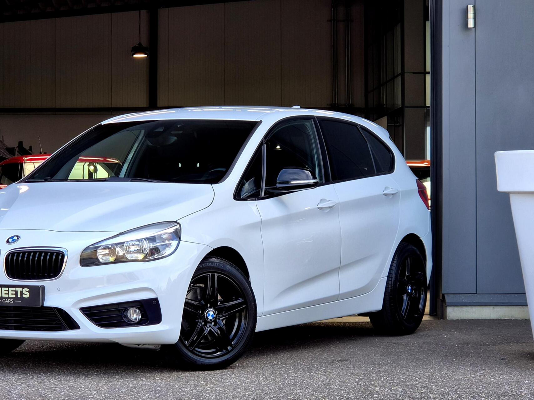 Foto van BMW 220i Active Tourer