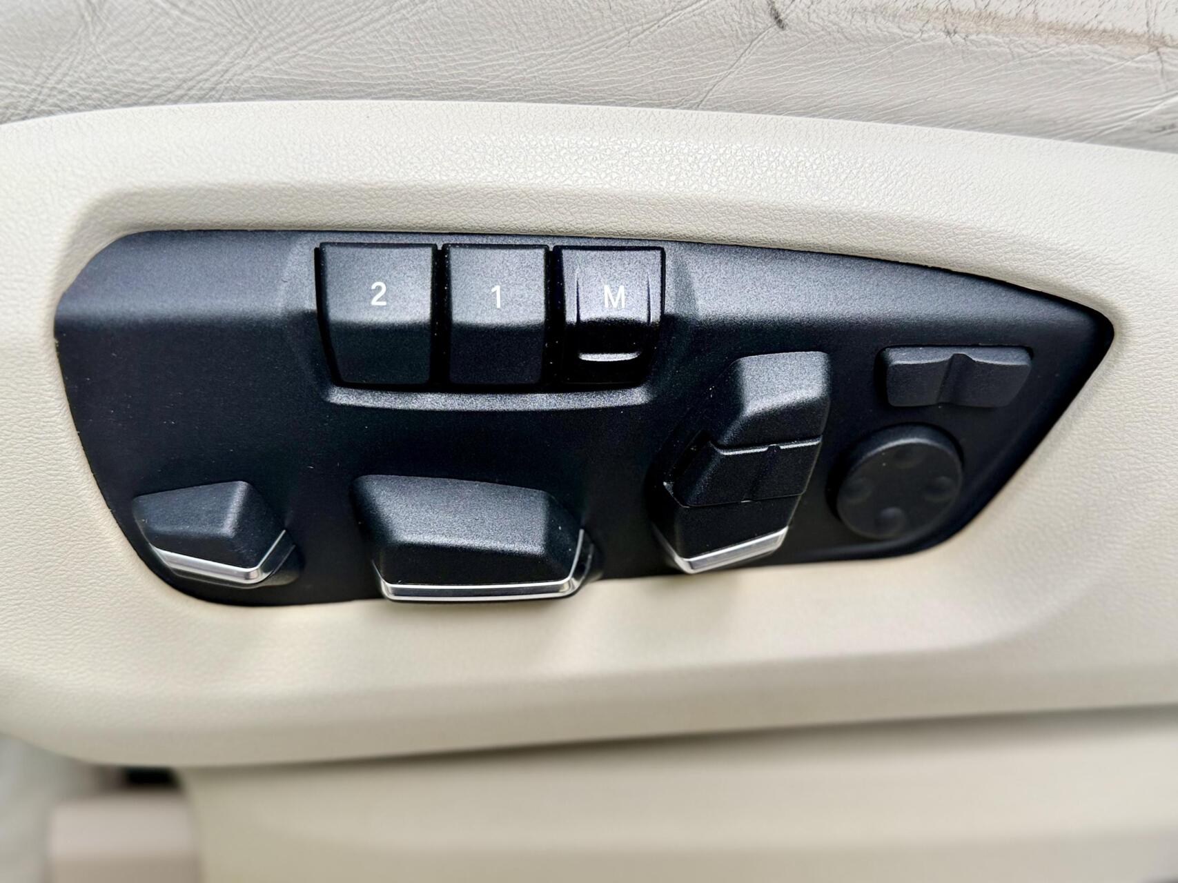 Foto van BMW X5 M50d
