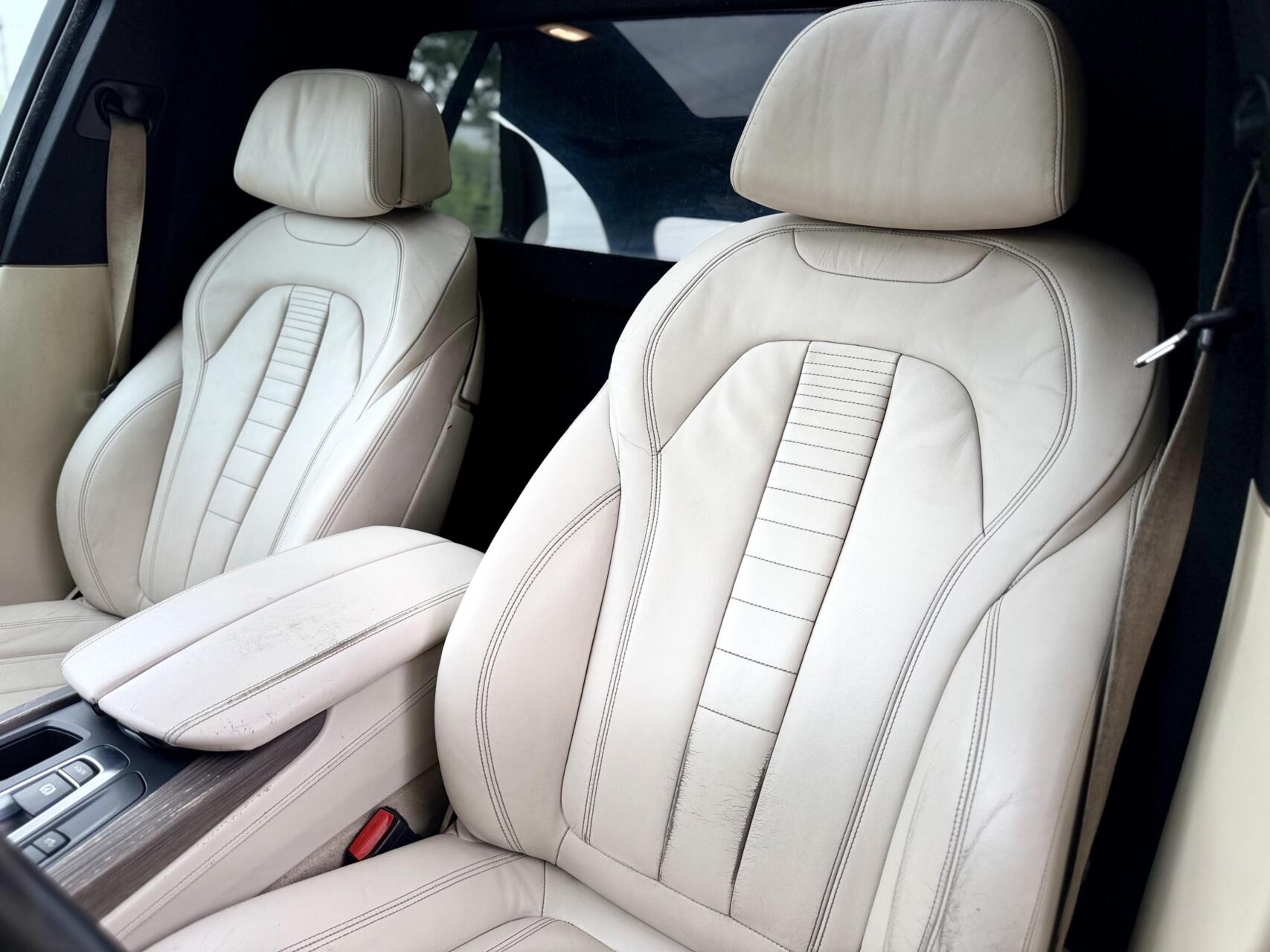 Foto van BMW X5 M50d