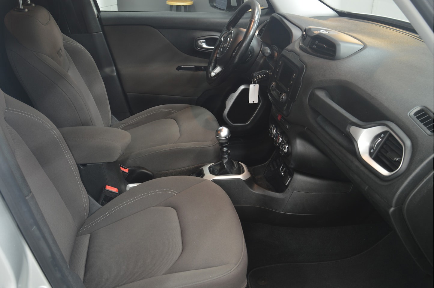 Foto van Jeep Renegade Van