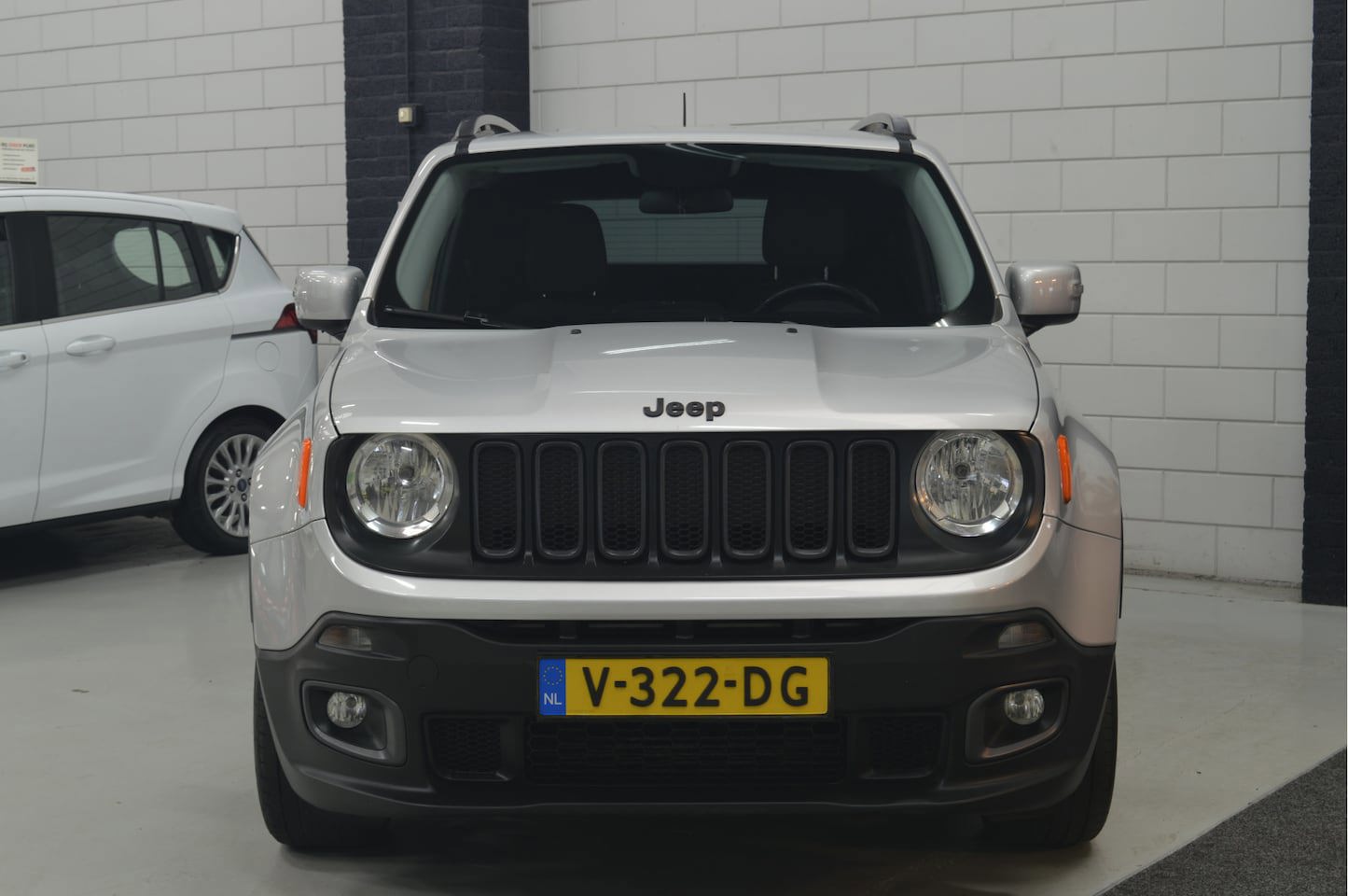 Foto van Jeep Renegade Van