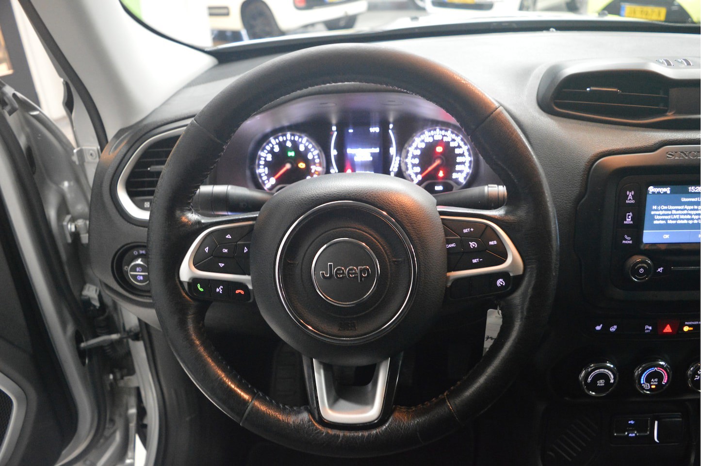 Foto van Jeep Renegade Van