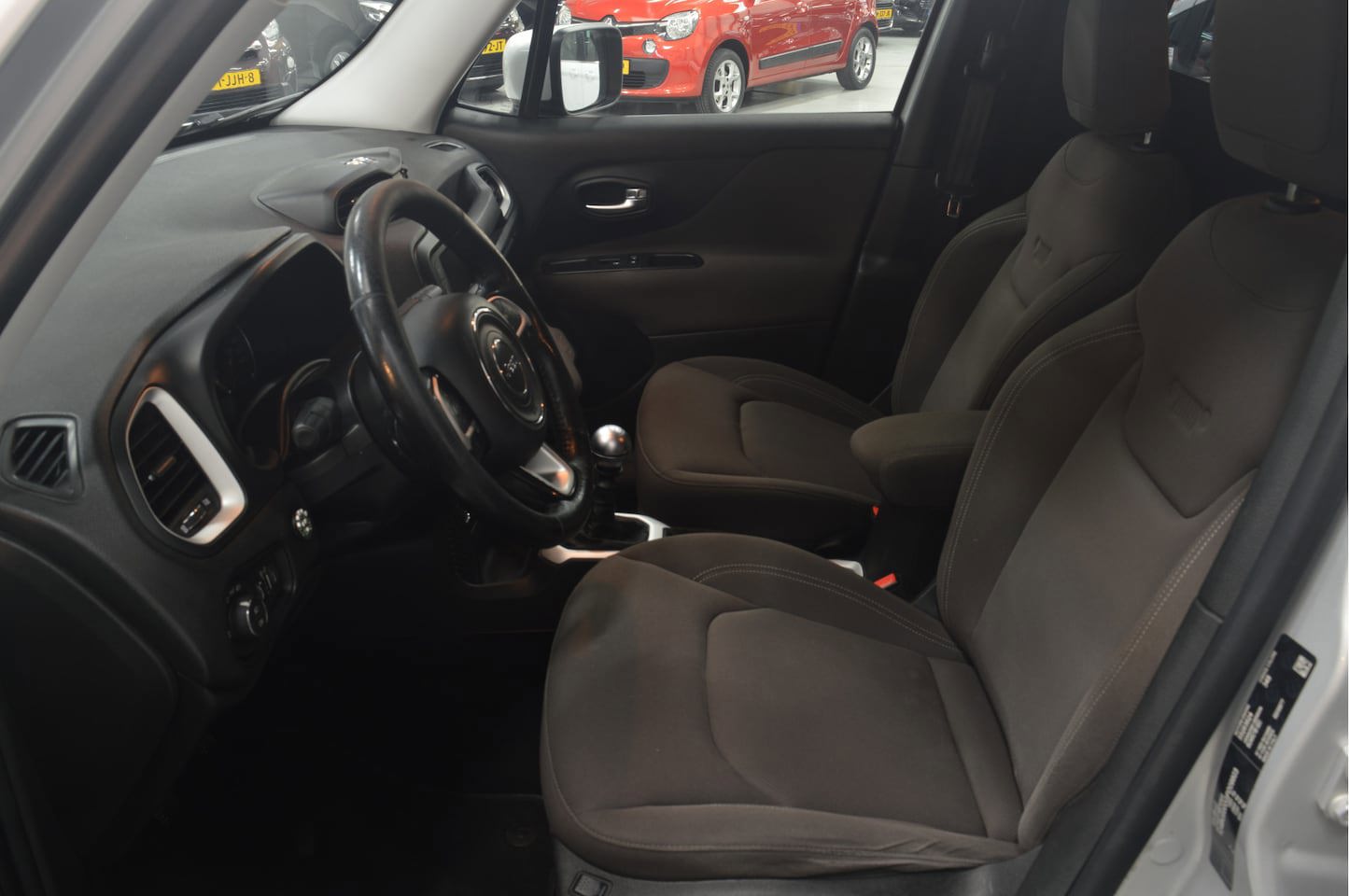 Foto van Jeep Renegade Van