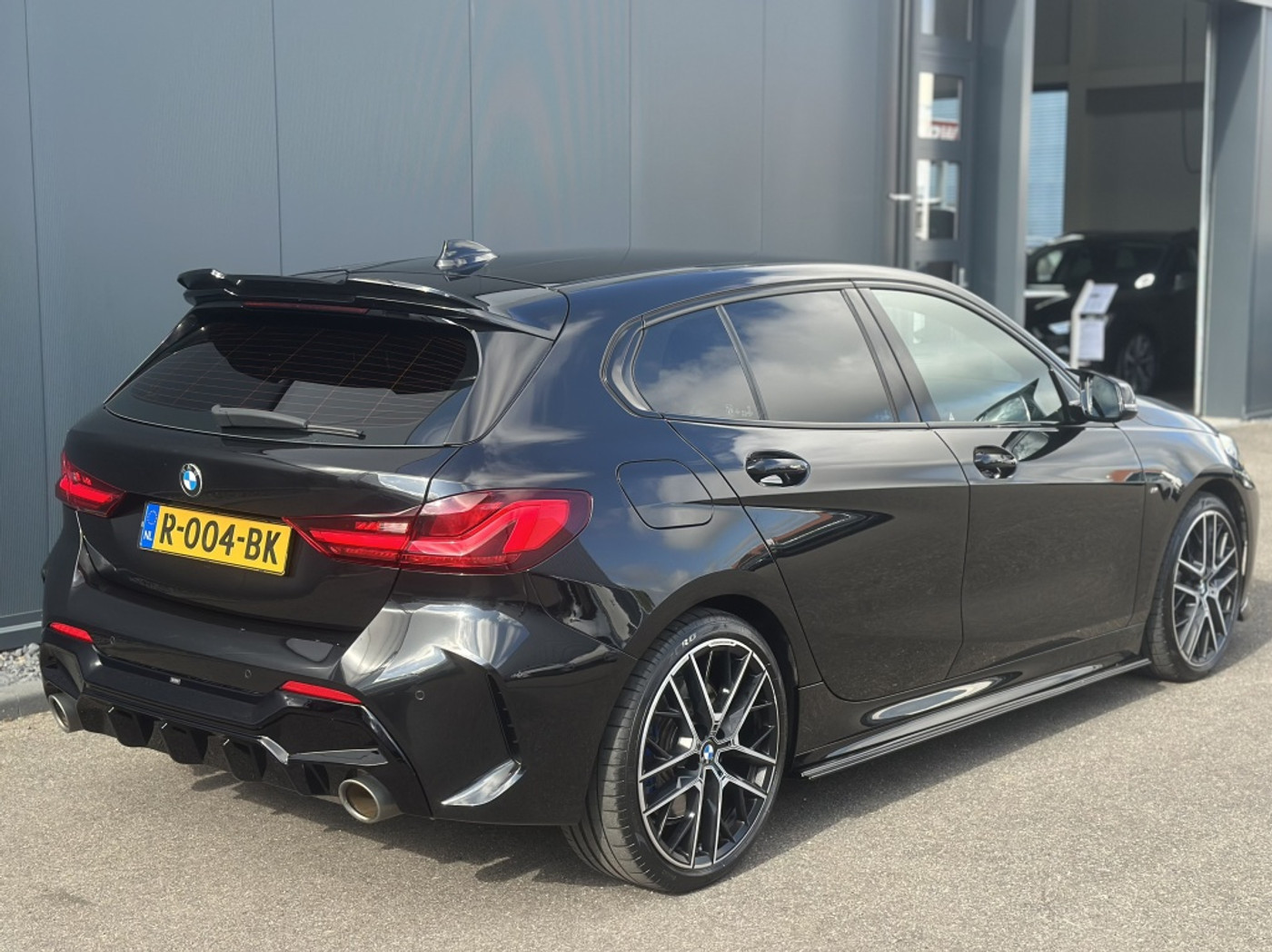 Foto van BMW M135i xDrive