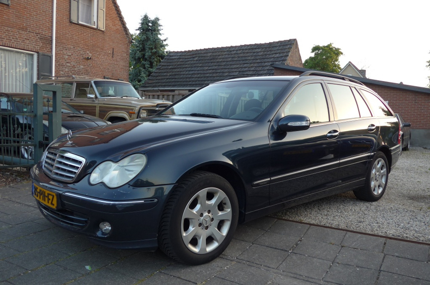 Foto van Mercedes-Benz C 180 Kompressor