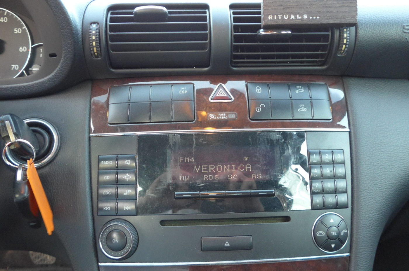 Foto van Mercedes-Benz C 180 Kompressor