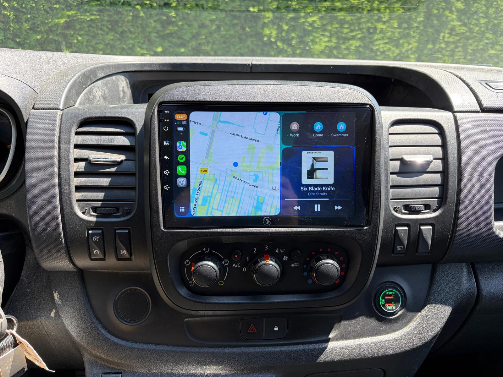 Foto van Opel Vivaro-b