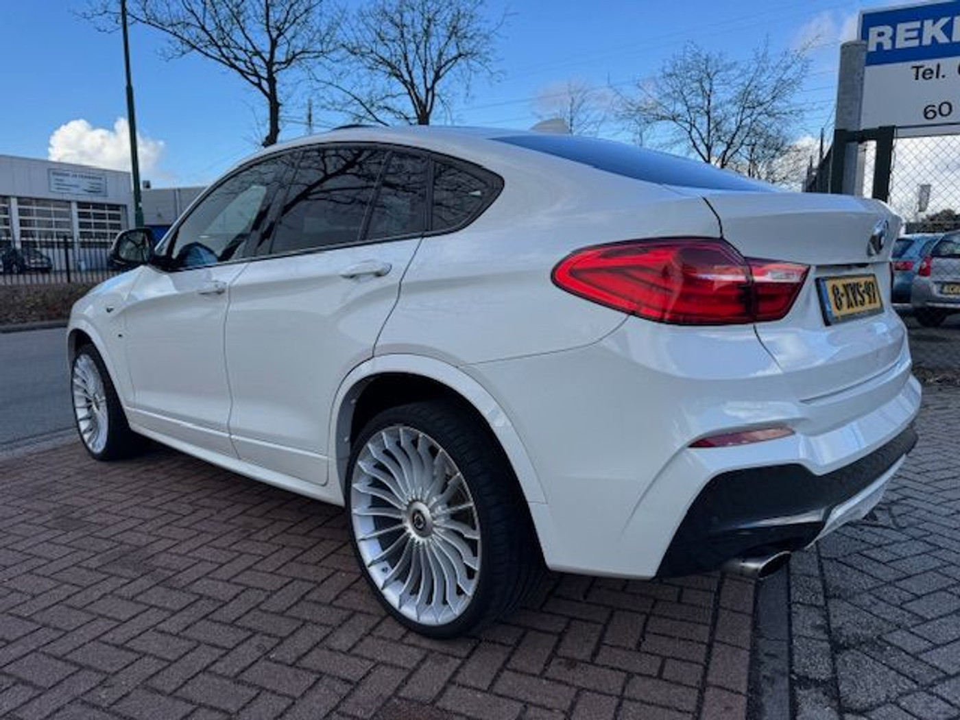 Foto van BMW X4 Xdrive20i