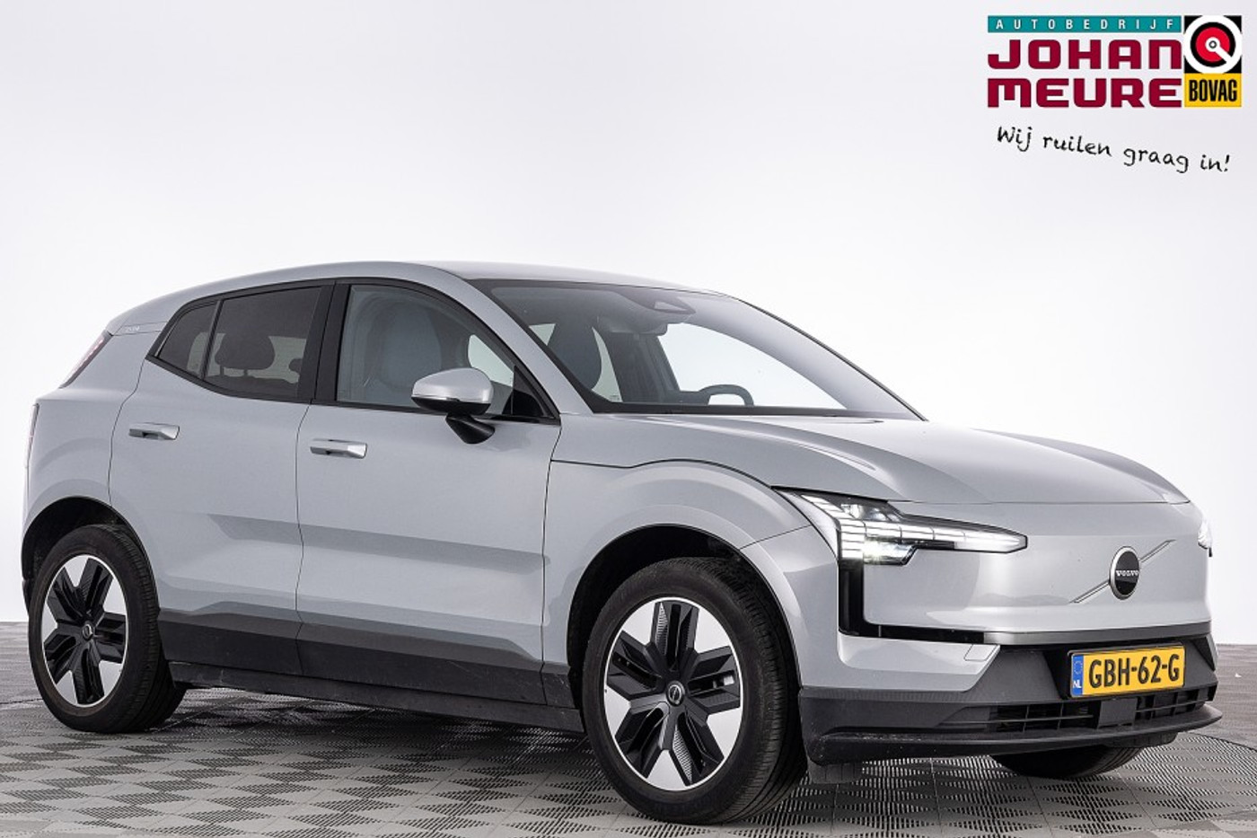 Volvo Ex30 Single Motor Core 51 kWh ✅ 1e Eigenaar 2024 - voorkant