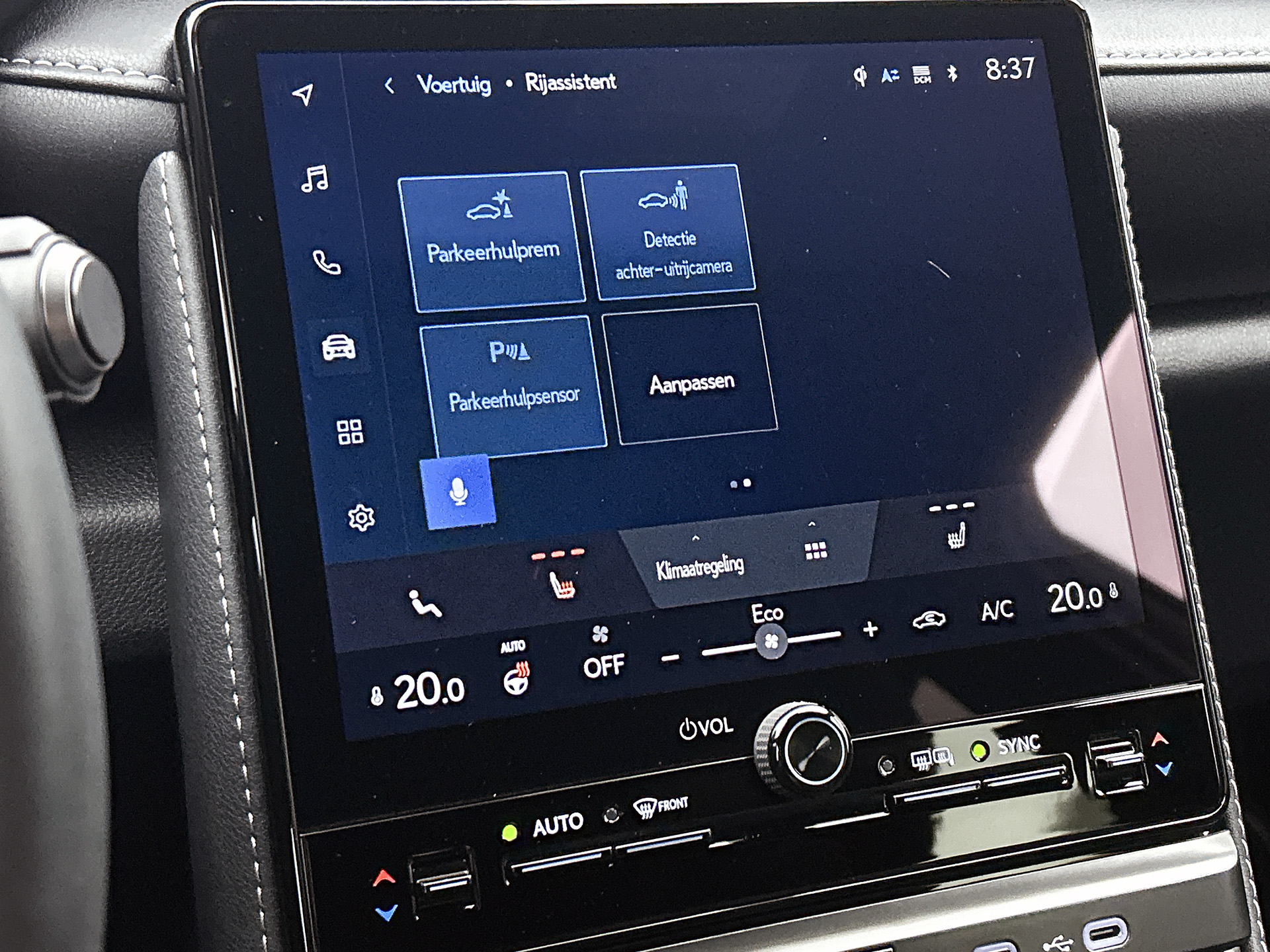 Foto van Lexus Lexus LBX