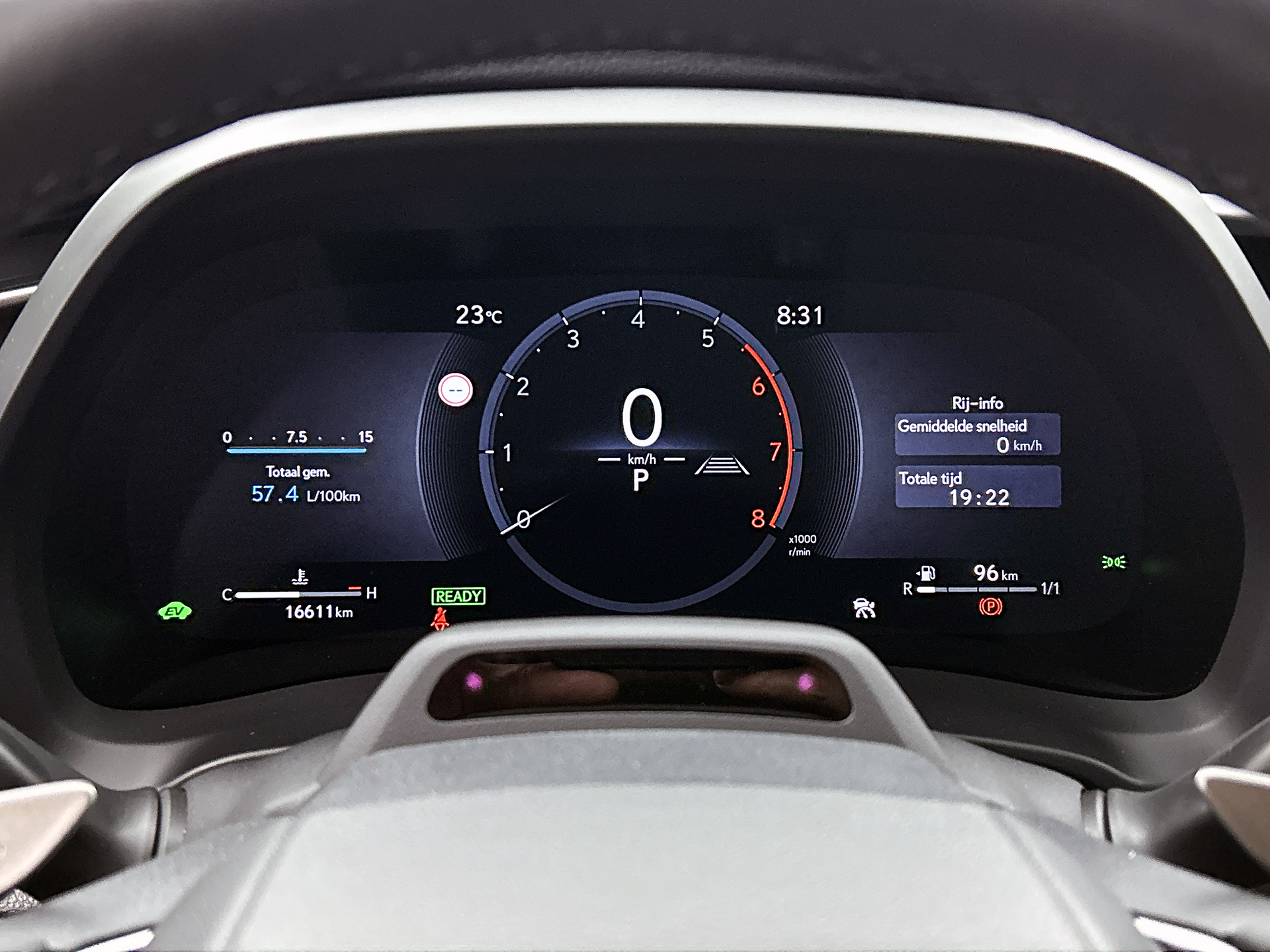 Foto van Lexus Lexus LBX
