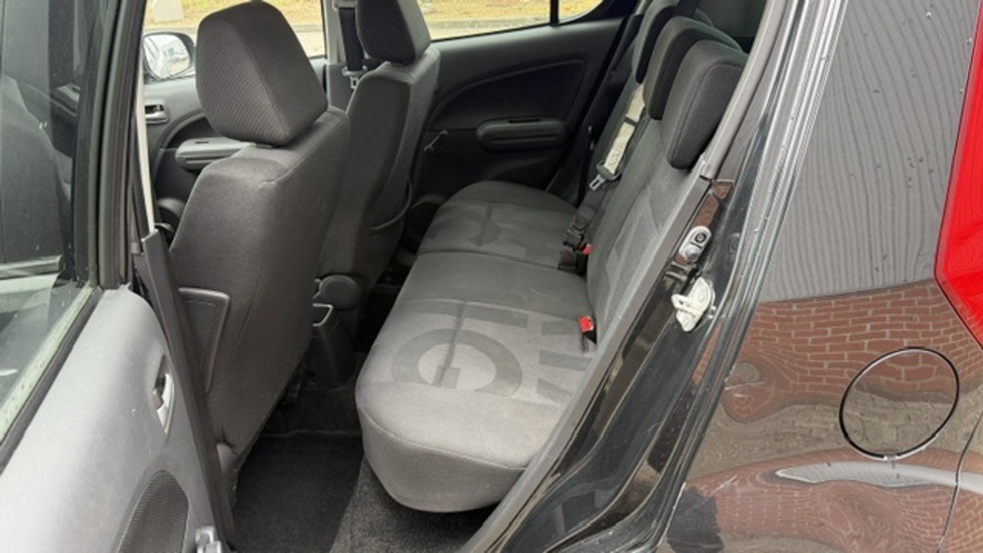 Foto van Opel Agila