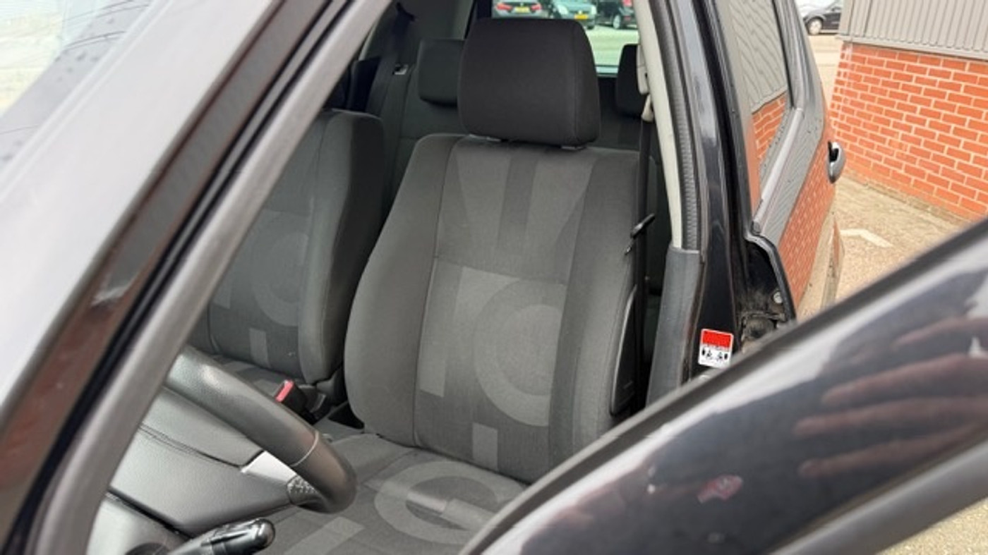 Foto van Opel Agila