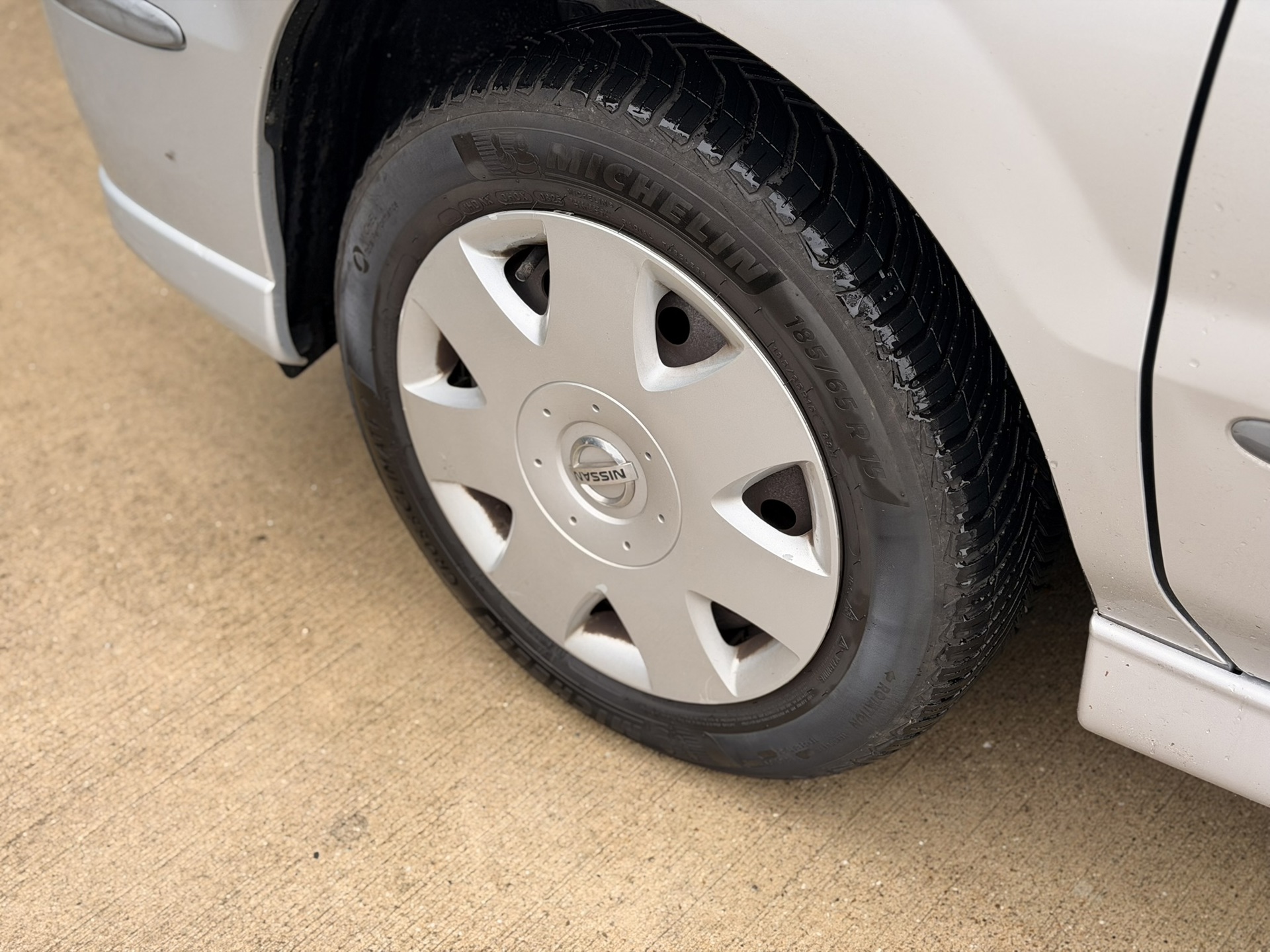 Foto van Nissan Nissan Almera Tino