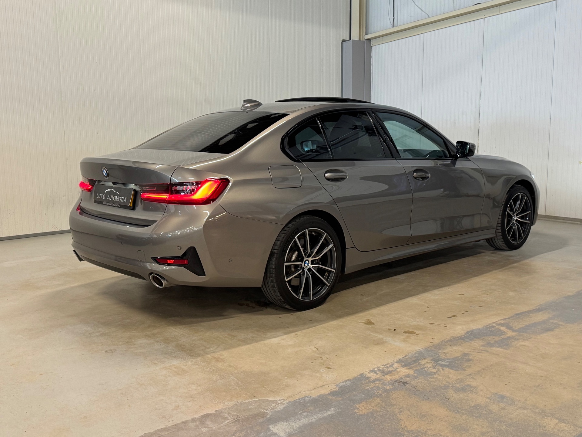 Foto van BMW 330e