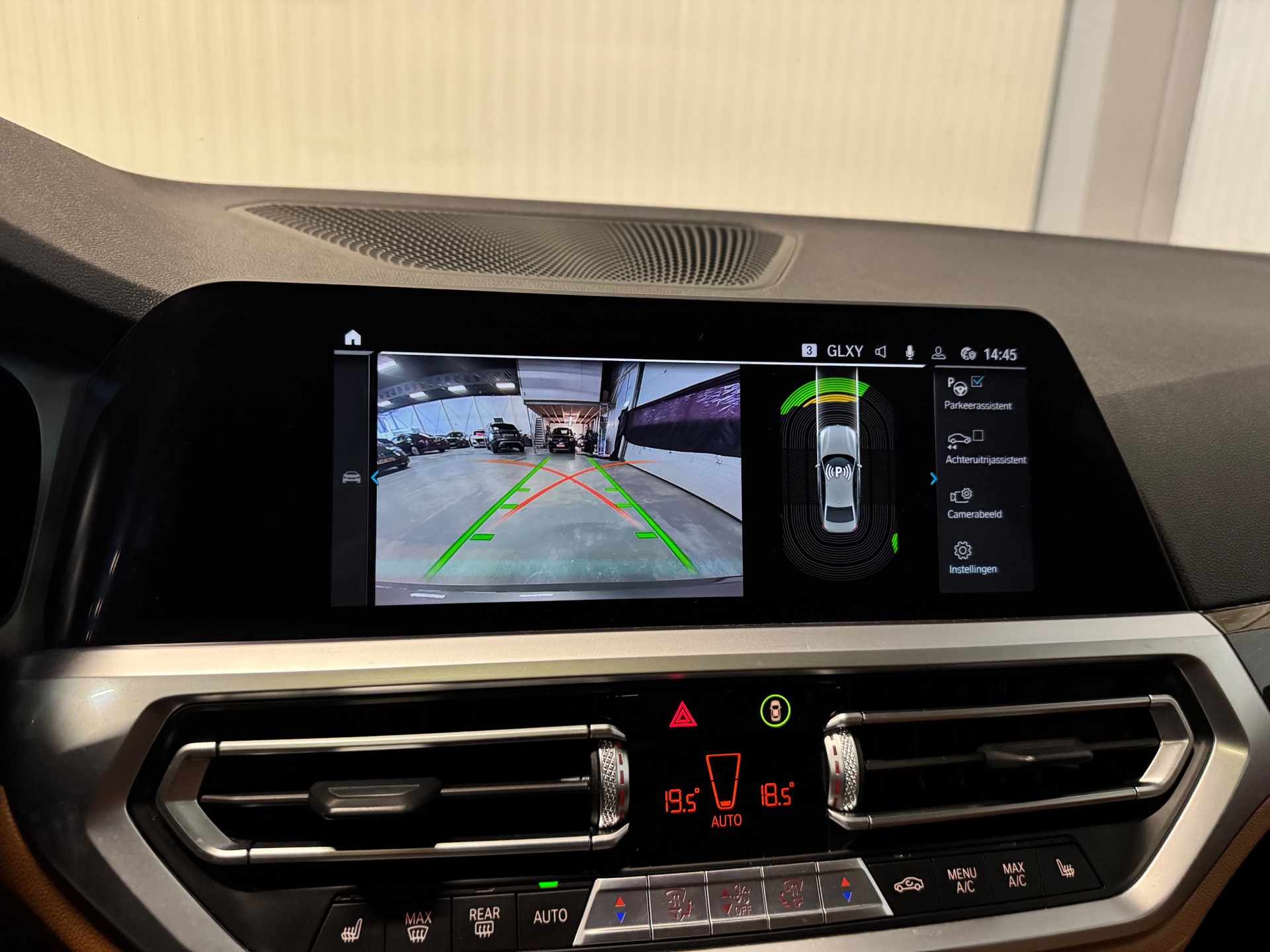 Foto van BMW 330e