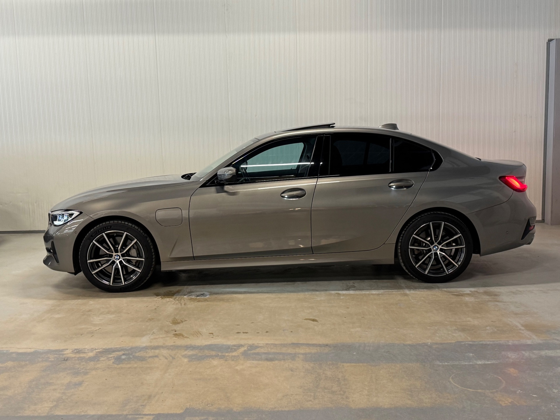 Foto van BMW 330e