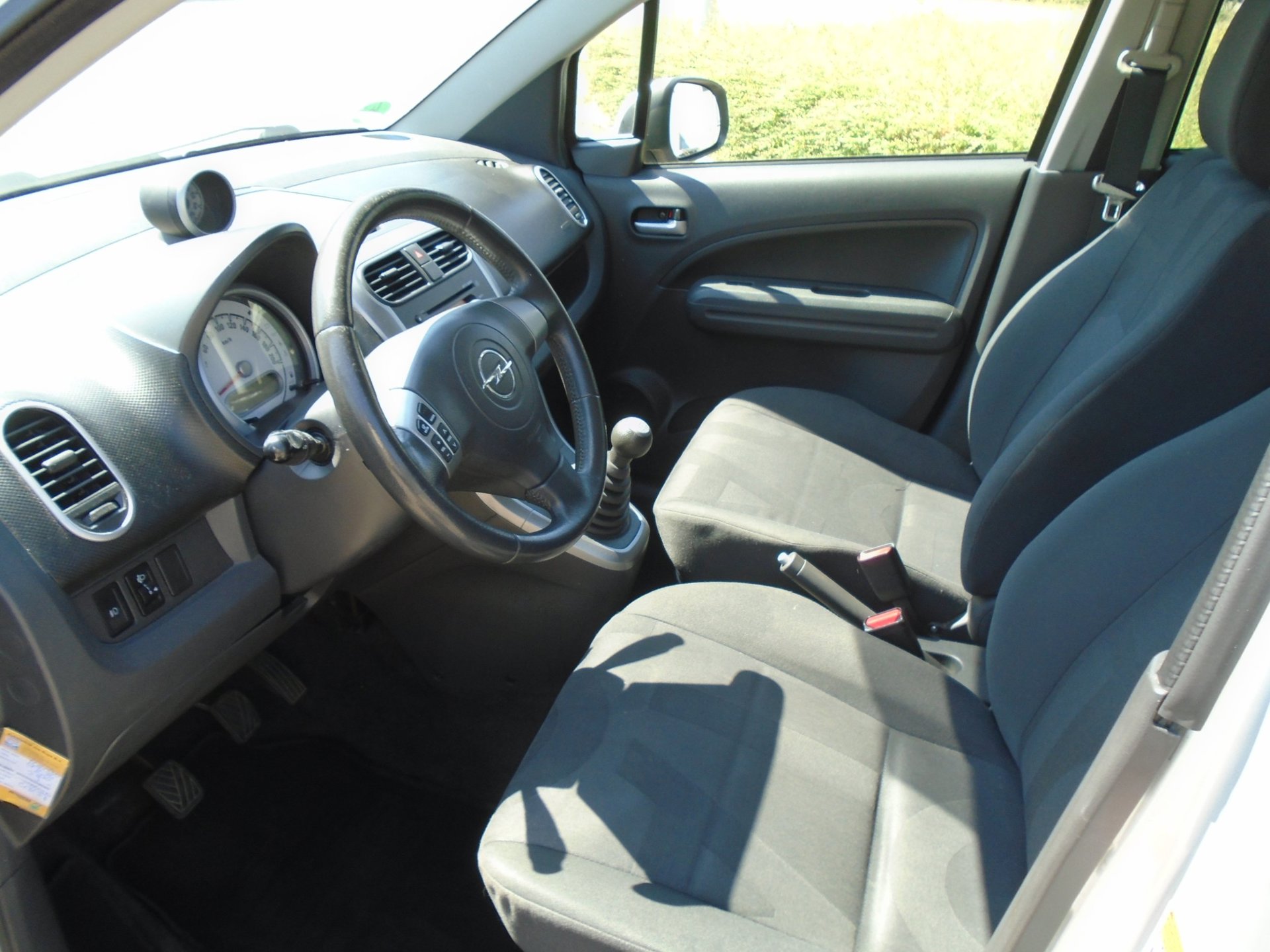 Foto van Opel Agila