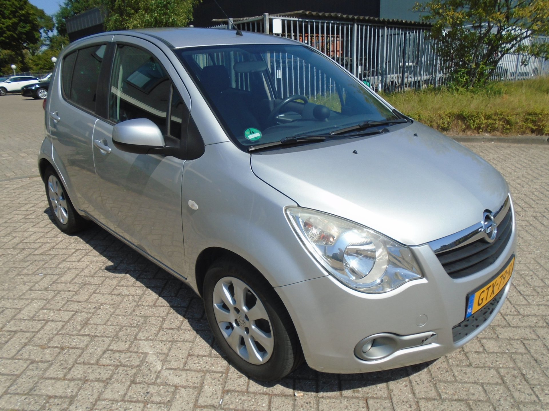 Foto van Opel Agila