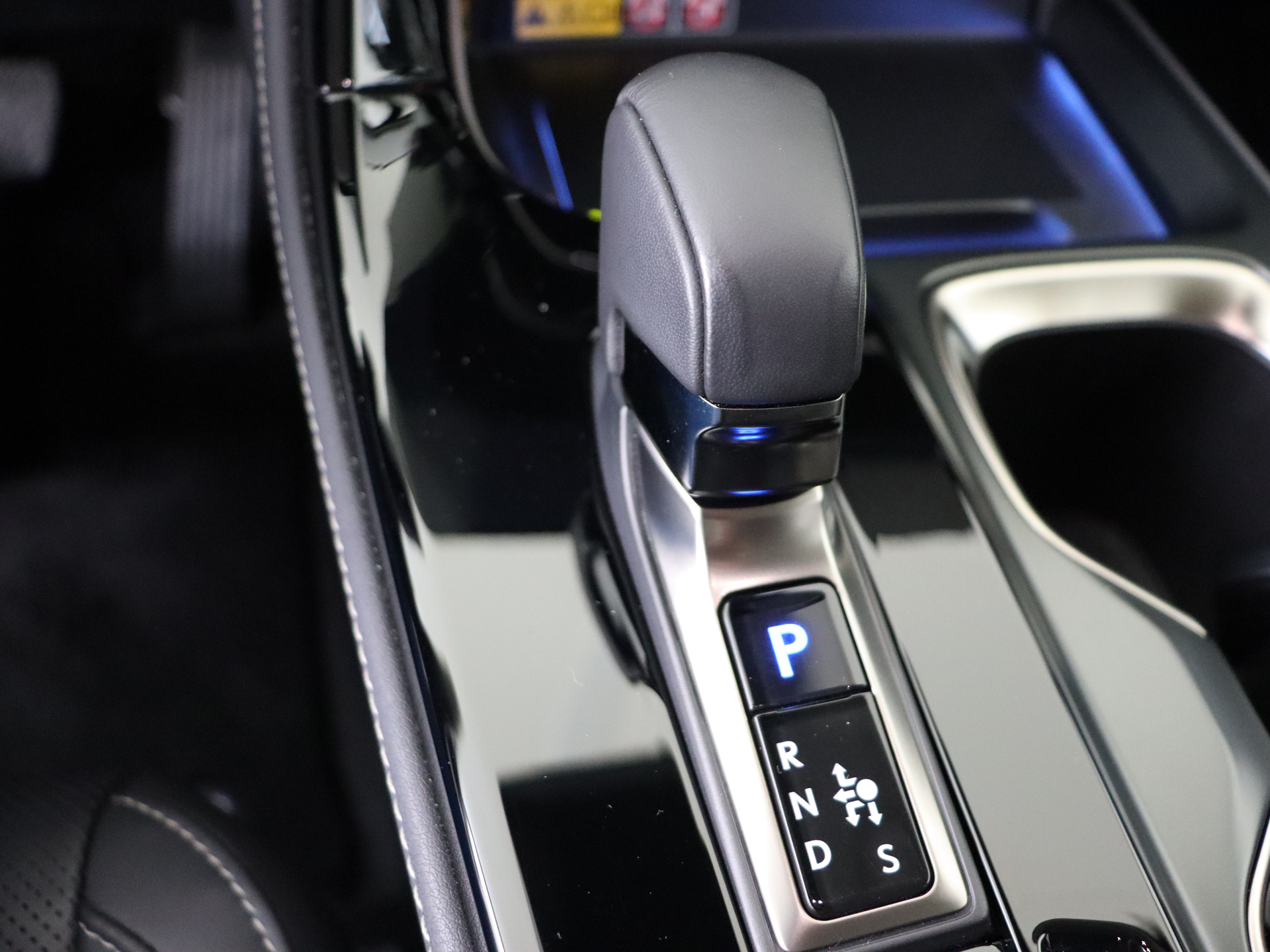 Foto van Lexus Lexus Nx450h+