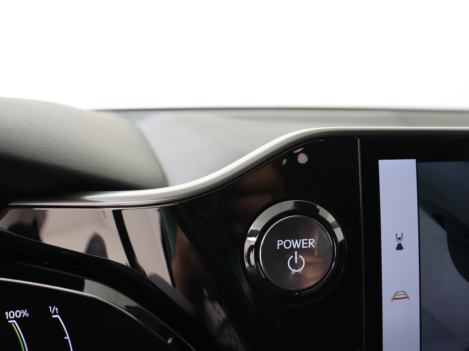 Foto van Lexus Lexus Nx450h+