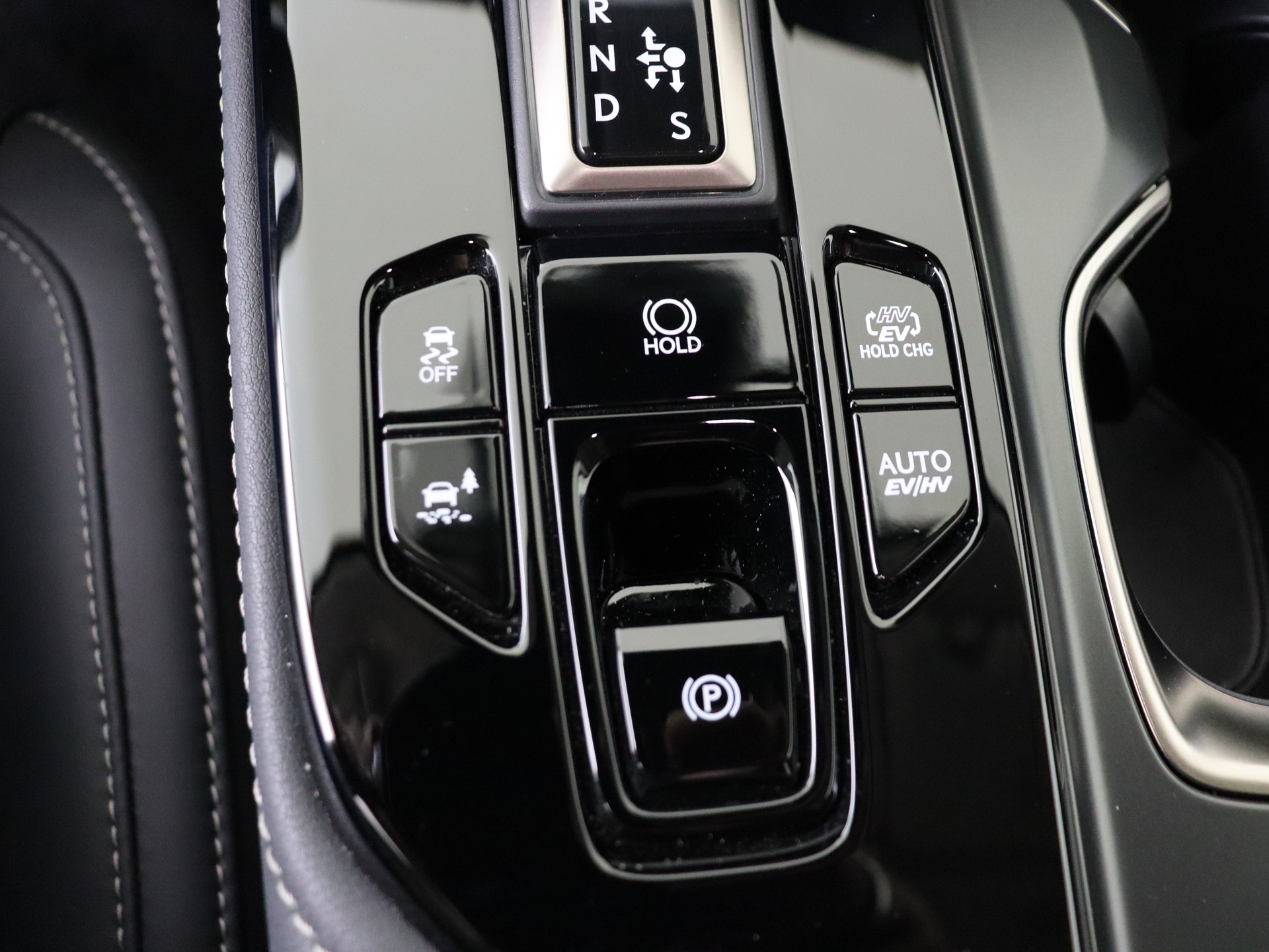 Foto van Lexus Lexus Nx450h+