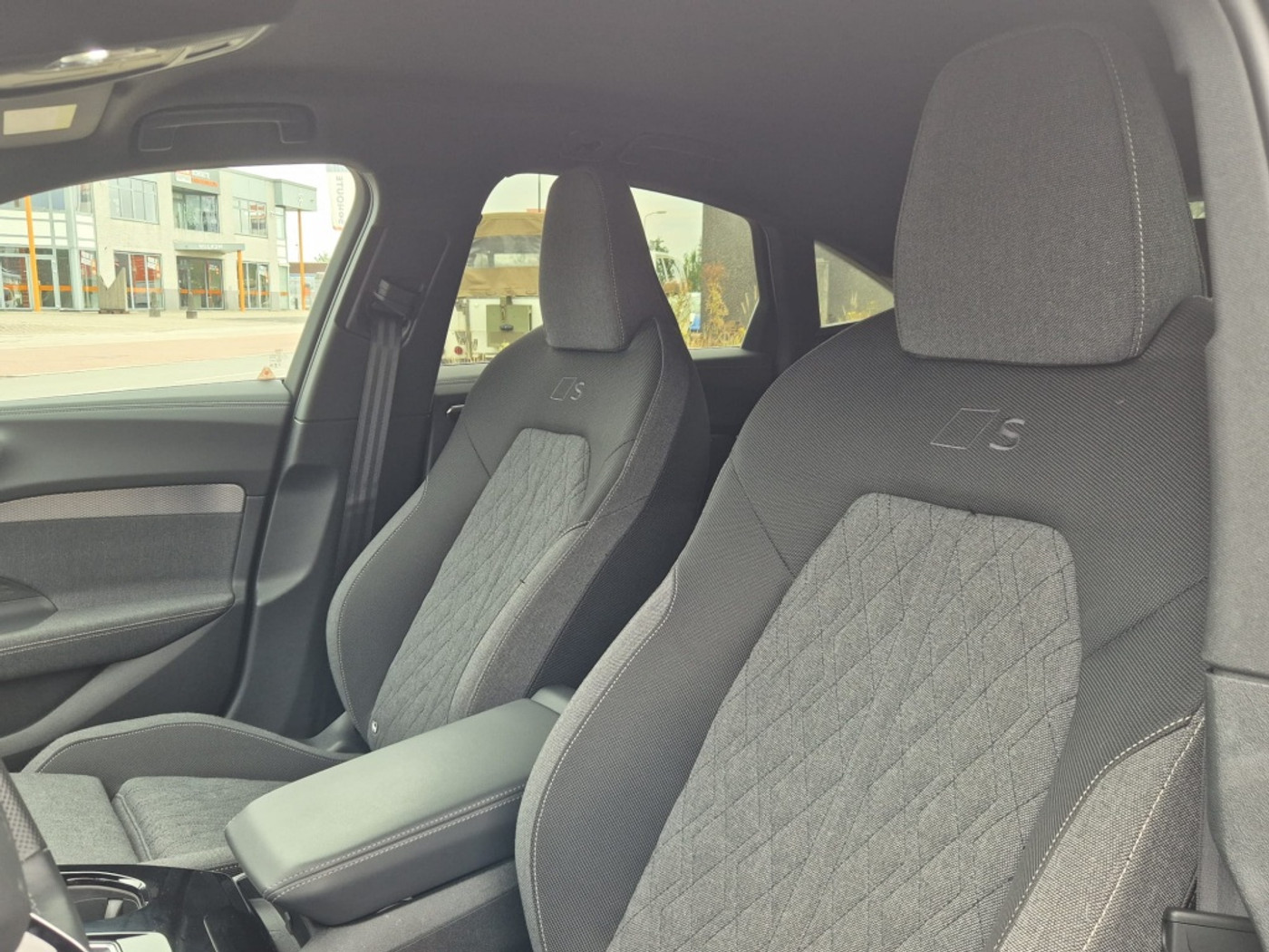 Foto van Audi A5 Limousine