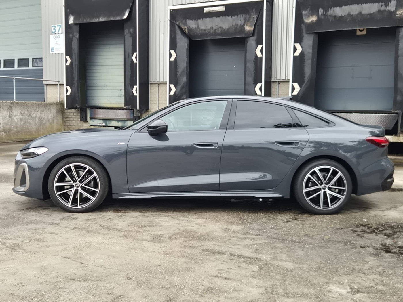Foto van Audi A5 Limousine