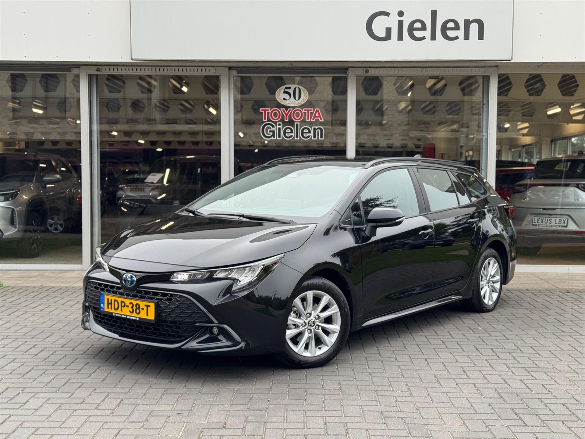 Toyota Corolla Hybrid 140 Business 2025 - voorkant