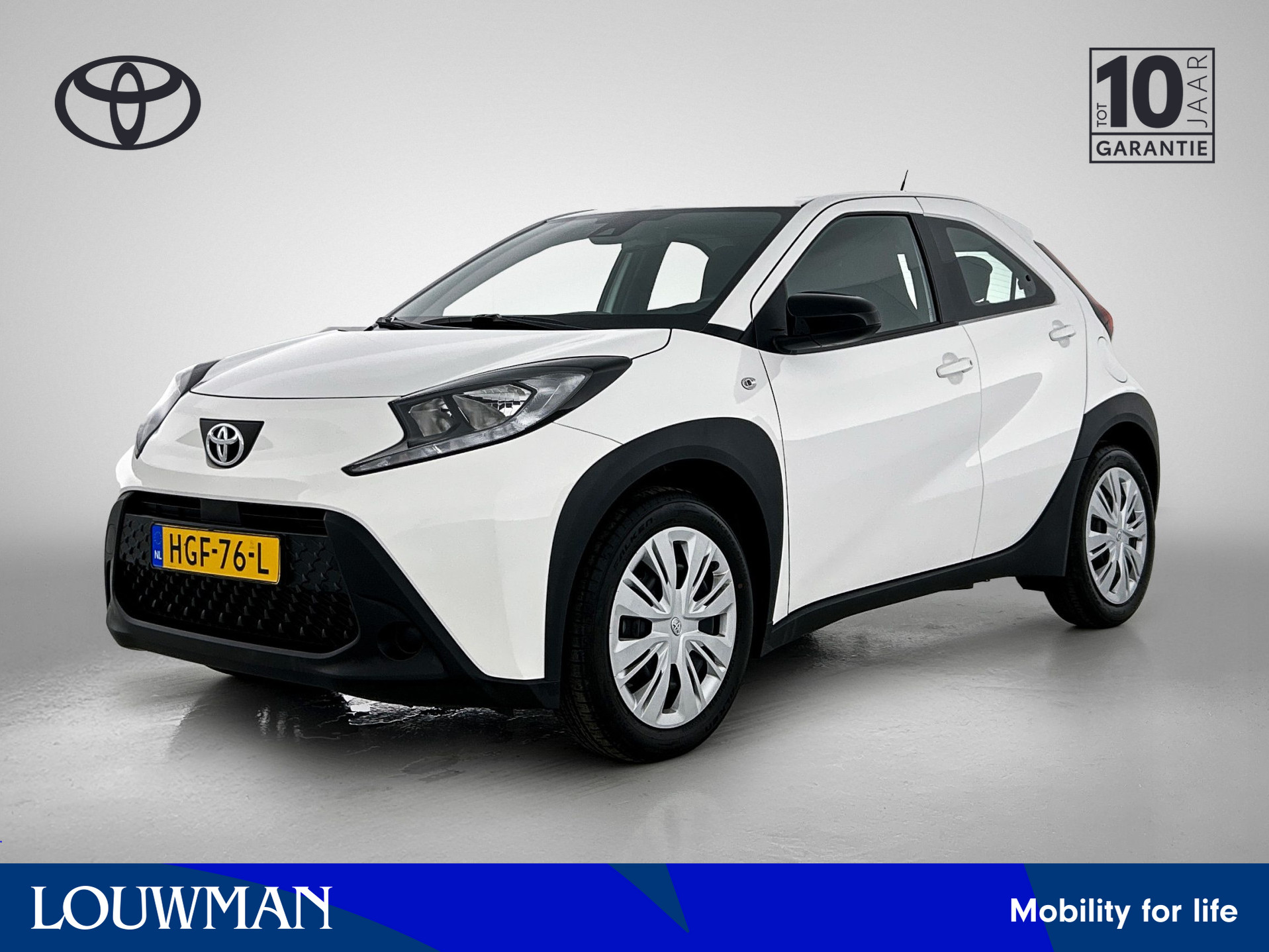 Toyota Aygo X 1.0 VVT-i MT Play 2025 - voorkant
