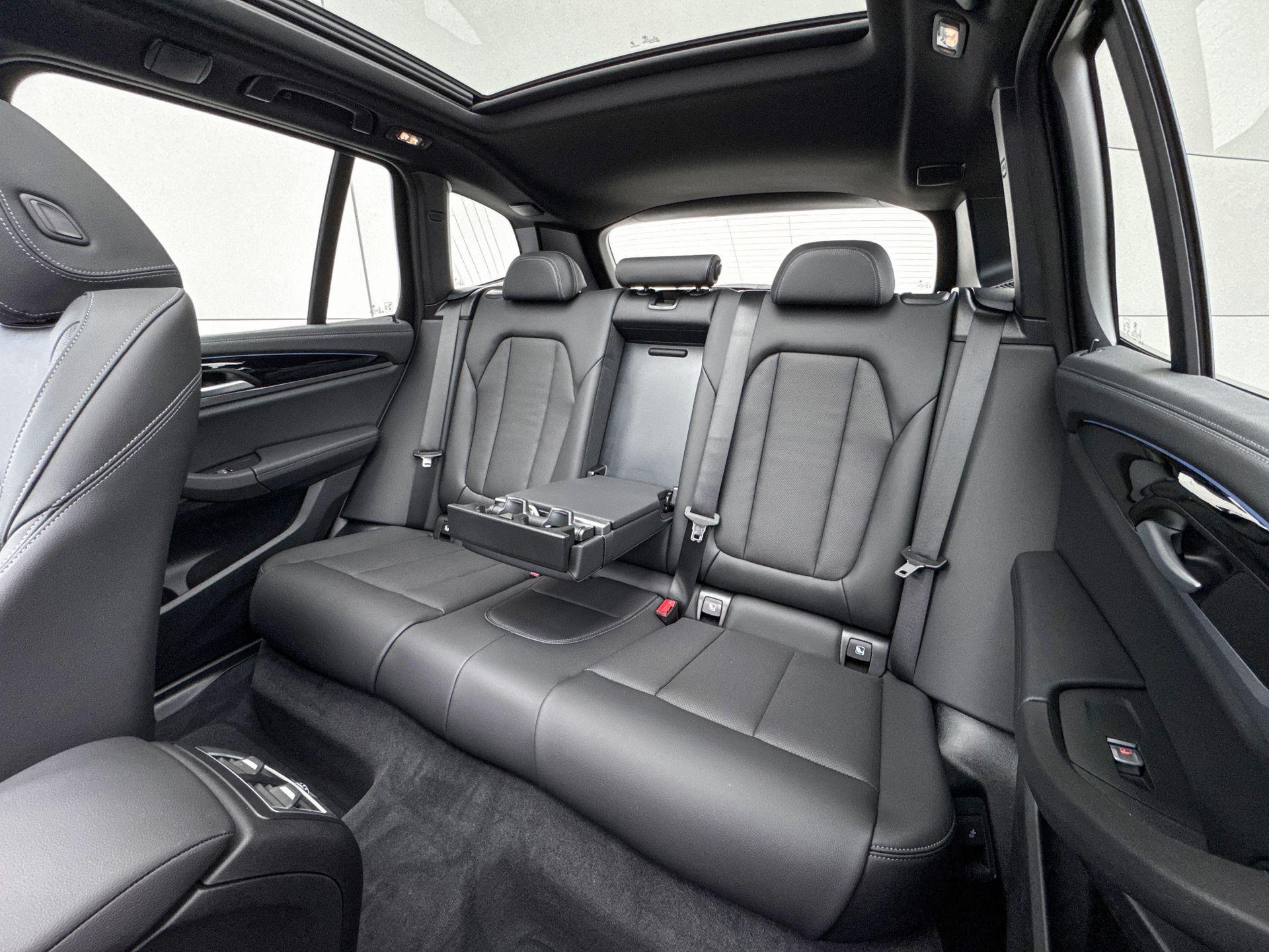 Foto van BMW Ix3