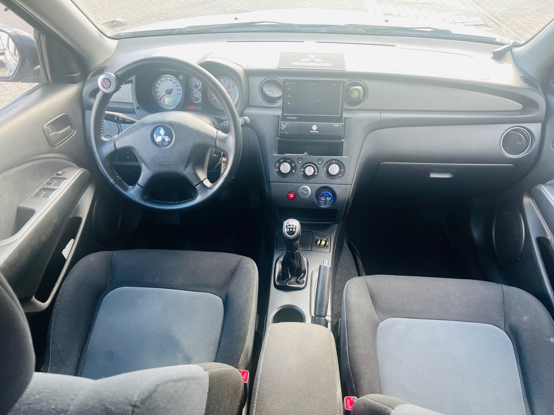 Foto van Mitsubishi Mitsubishi Outlander