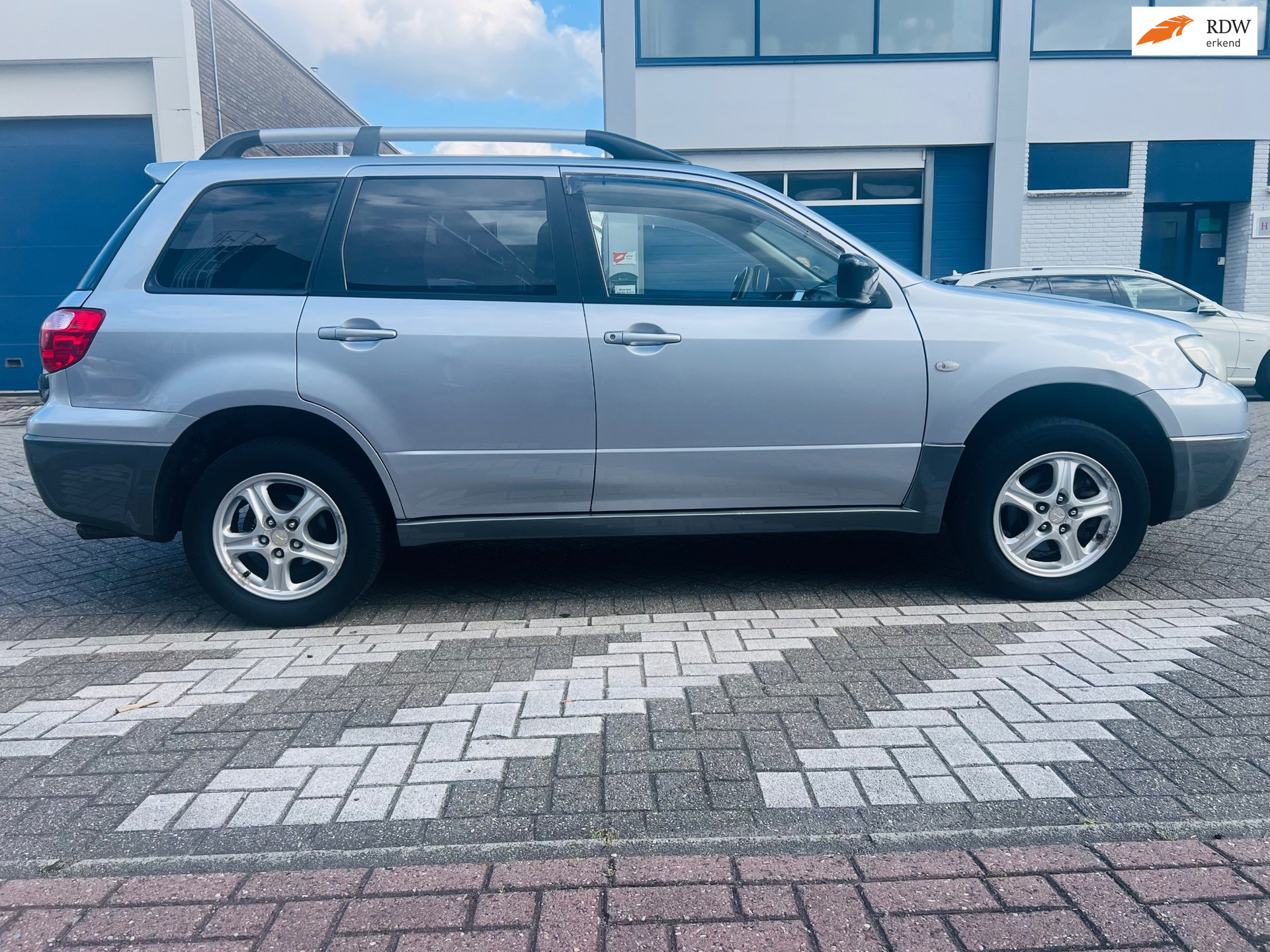 Mitsubishi Mitsubishi Outlander 2.0 Invite+ 2007 - voorkant