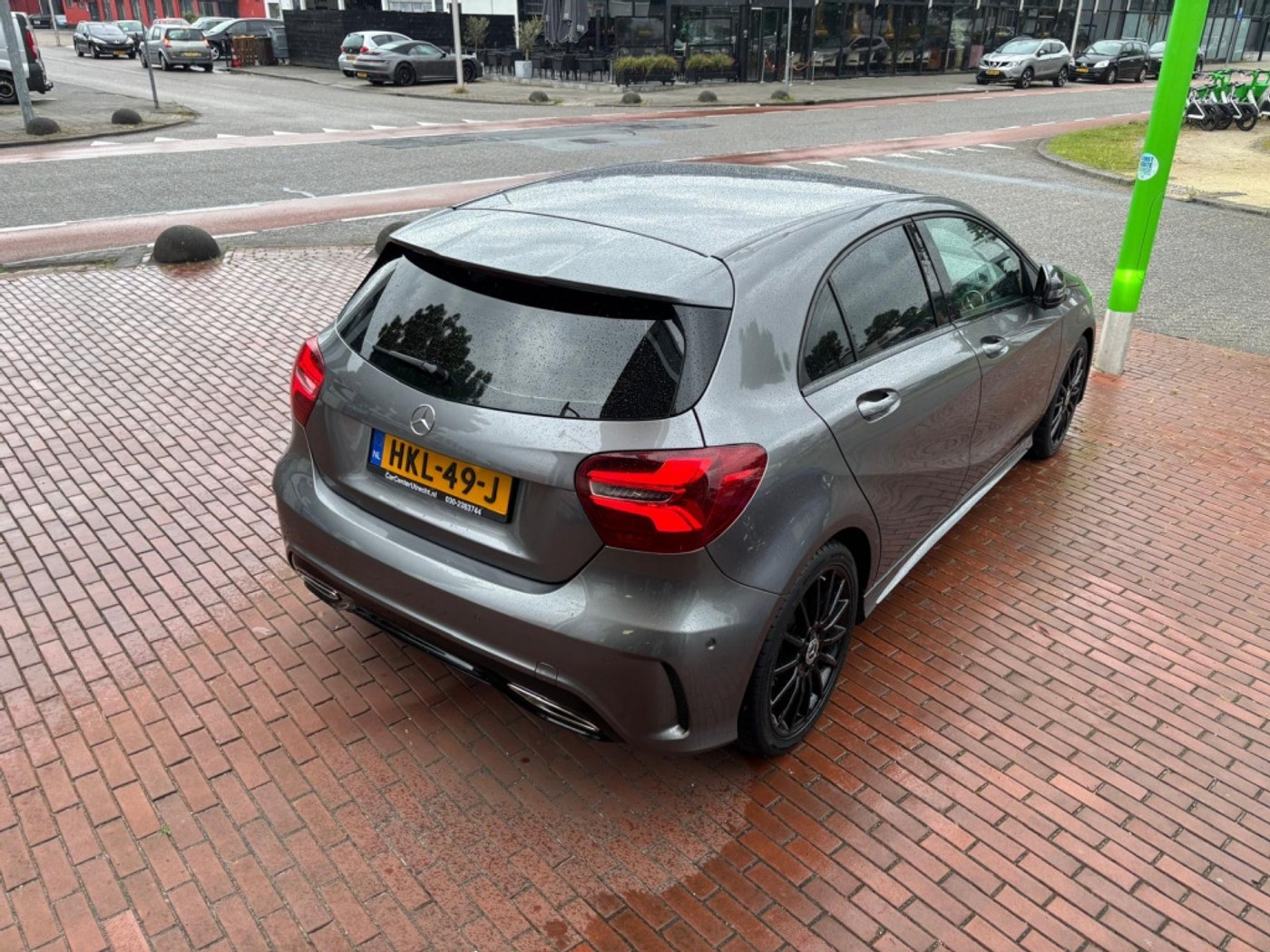 Foto van Mercedes-Benz A 200