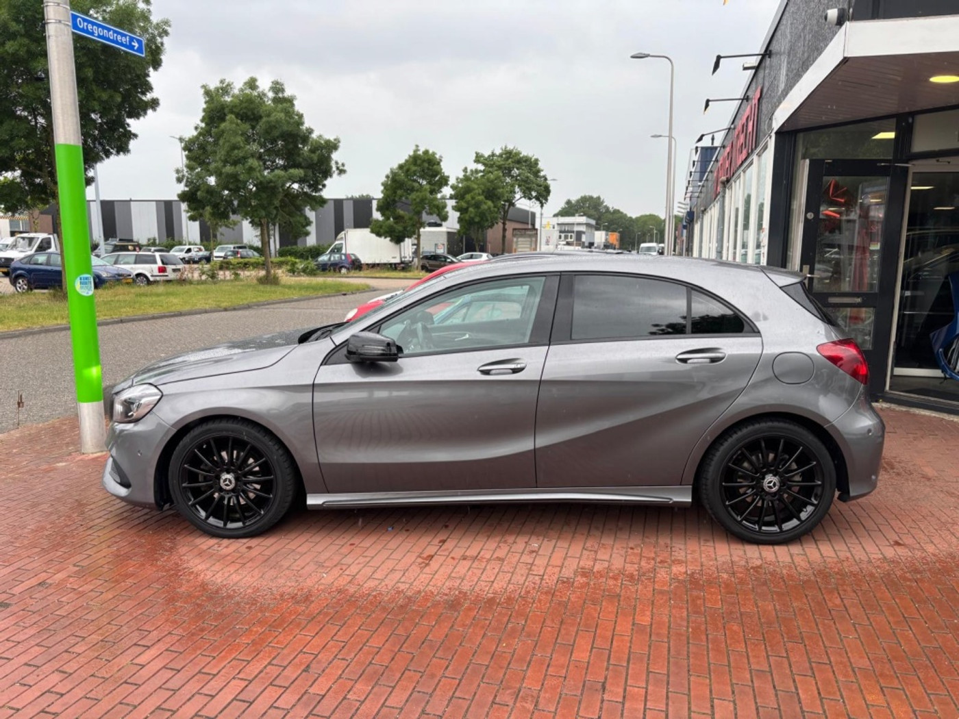 Foto van Mercedes-Benz A 200