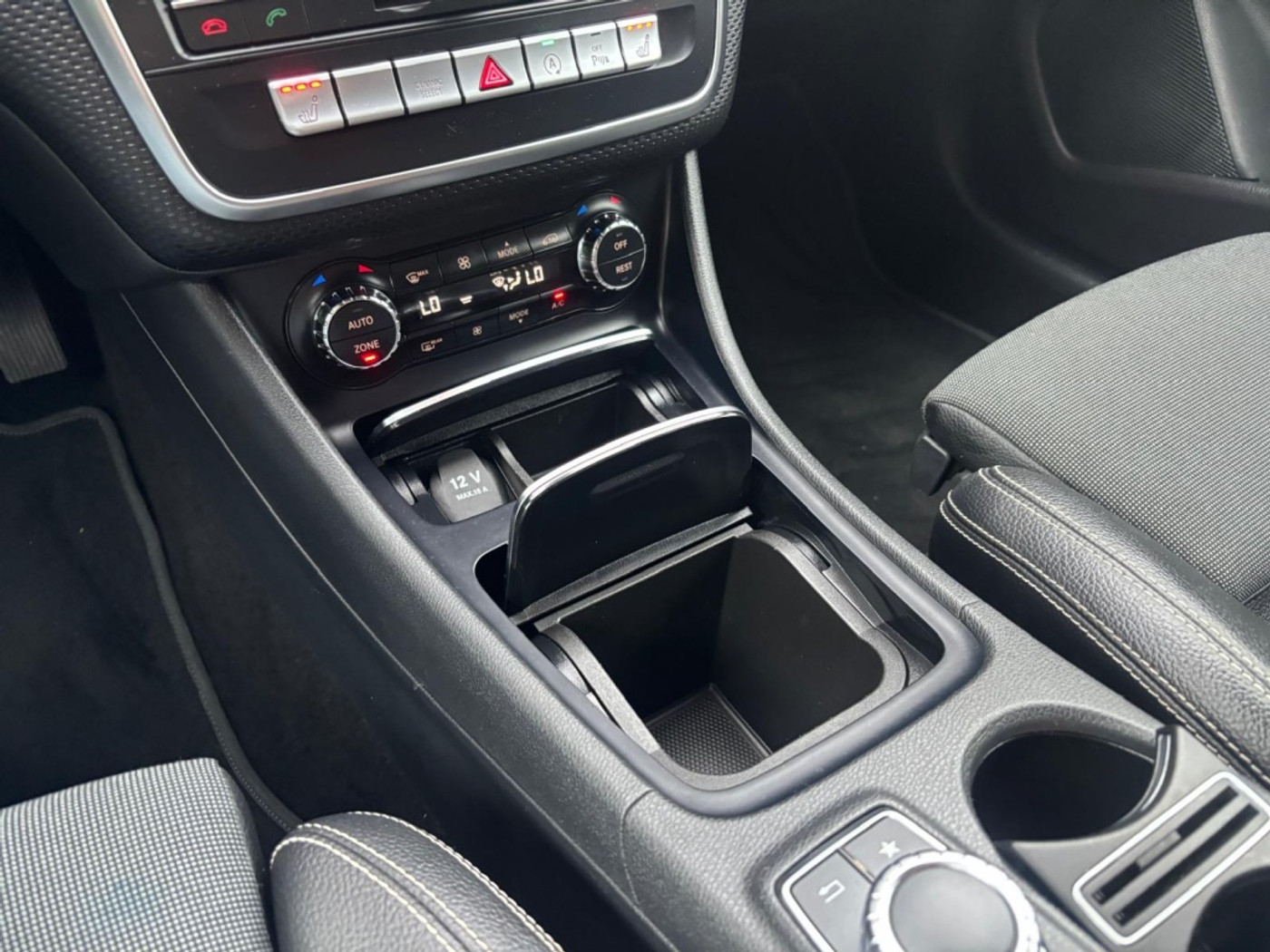 Foto van Mercedes-Benz A 200