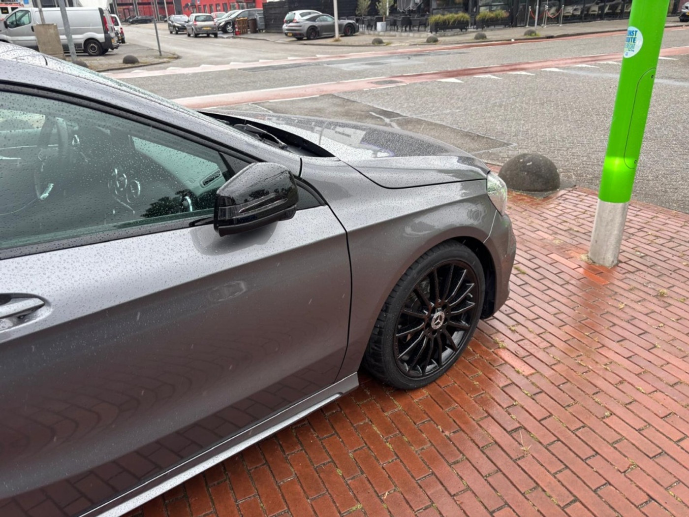 Foto van Mercedes-Benz A 200