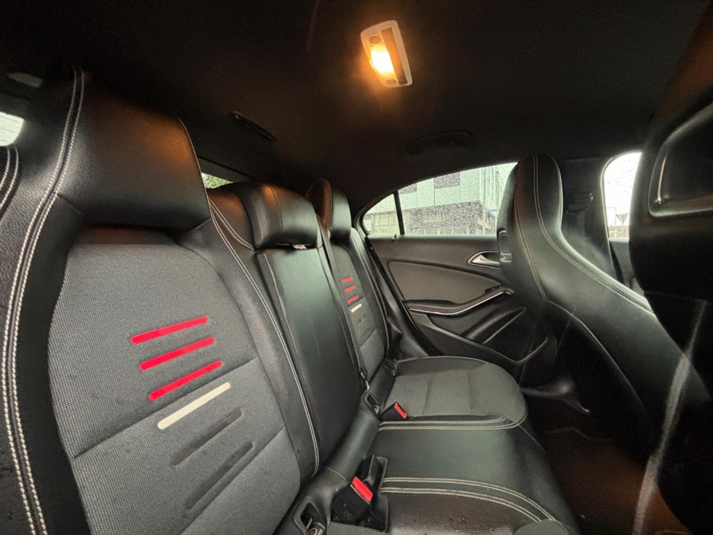 Foto van Mercedes-Benz A 200