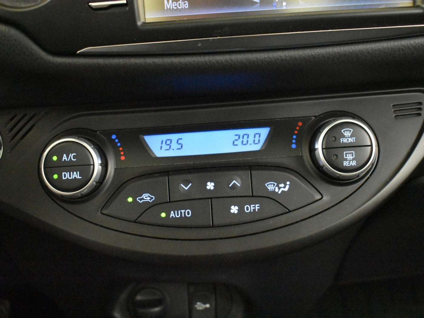 Foto van Toyota Toyota Yaris Hybrid