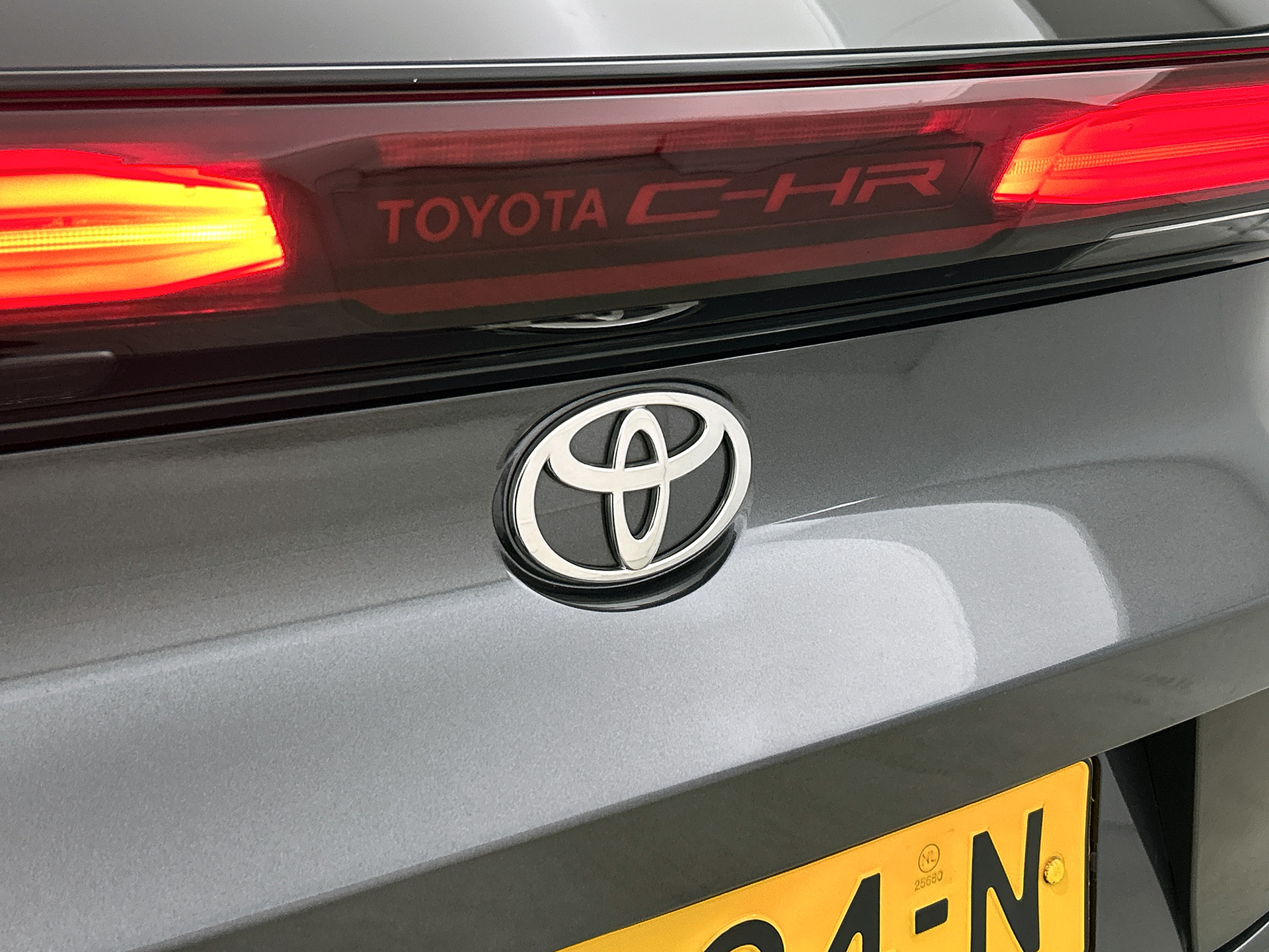 Foto van Toyota Toyota C-hr