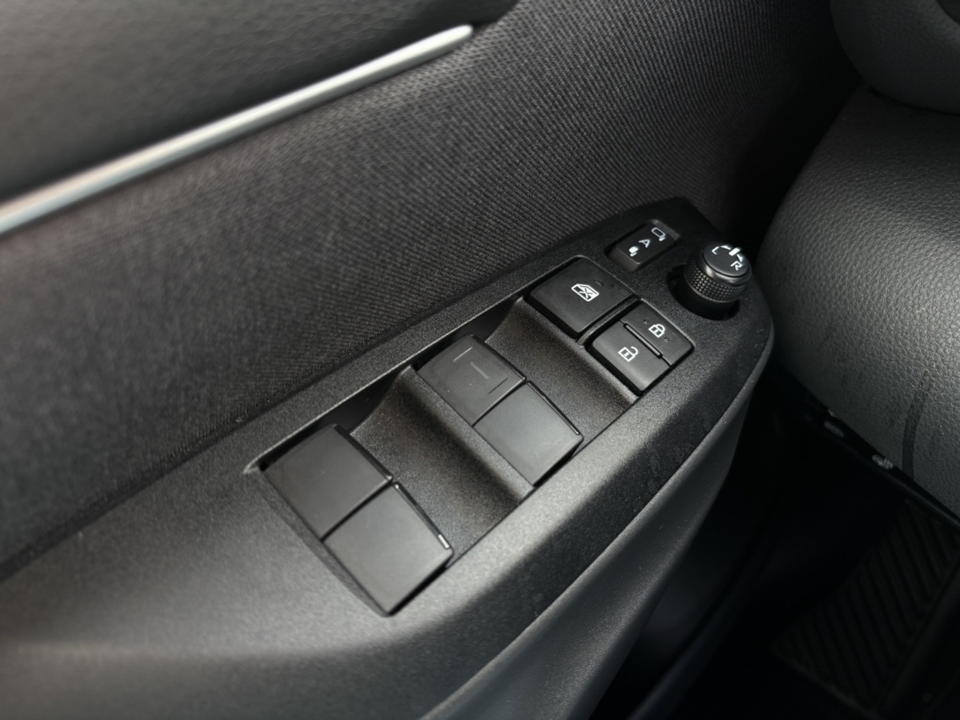Foto van Mazda 2 Hybrid