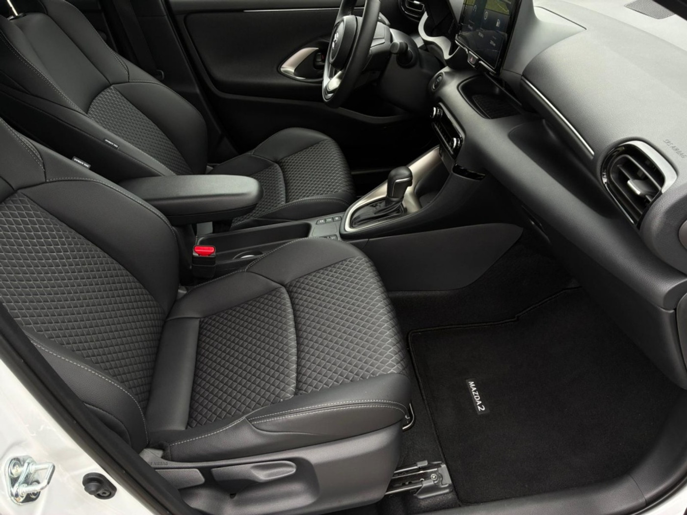 Foto van Mazda Mazda2 Hybrid
