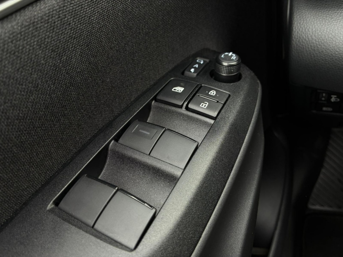 Foto van Mazda Mazda2 Hybrid