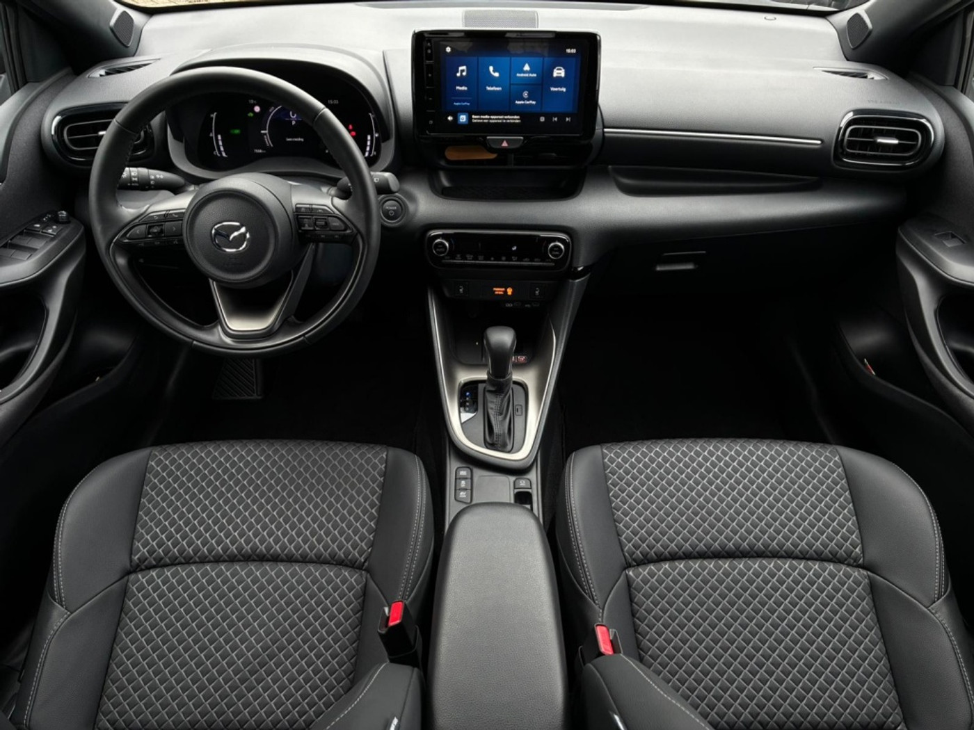 Foto van Mazda Mazda2 Hybrid