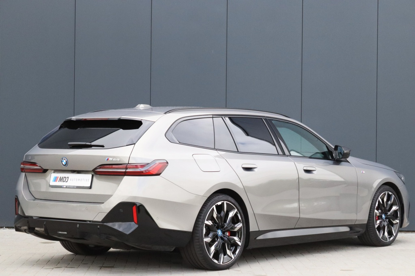Foto van BMW I5 M60 xDrive